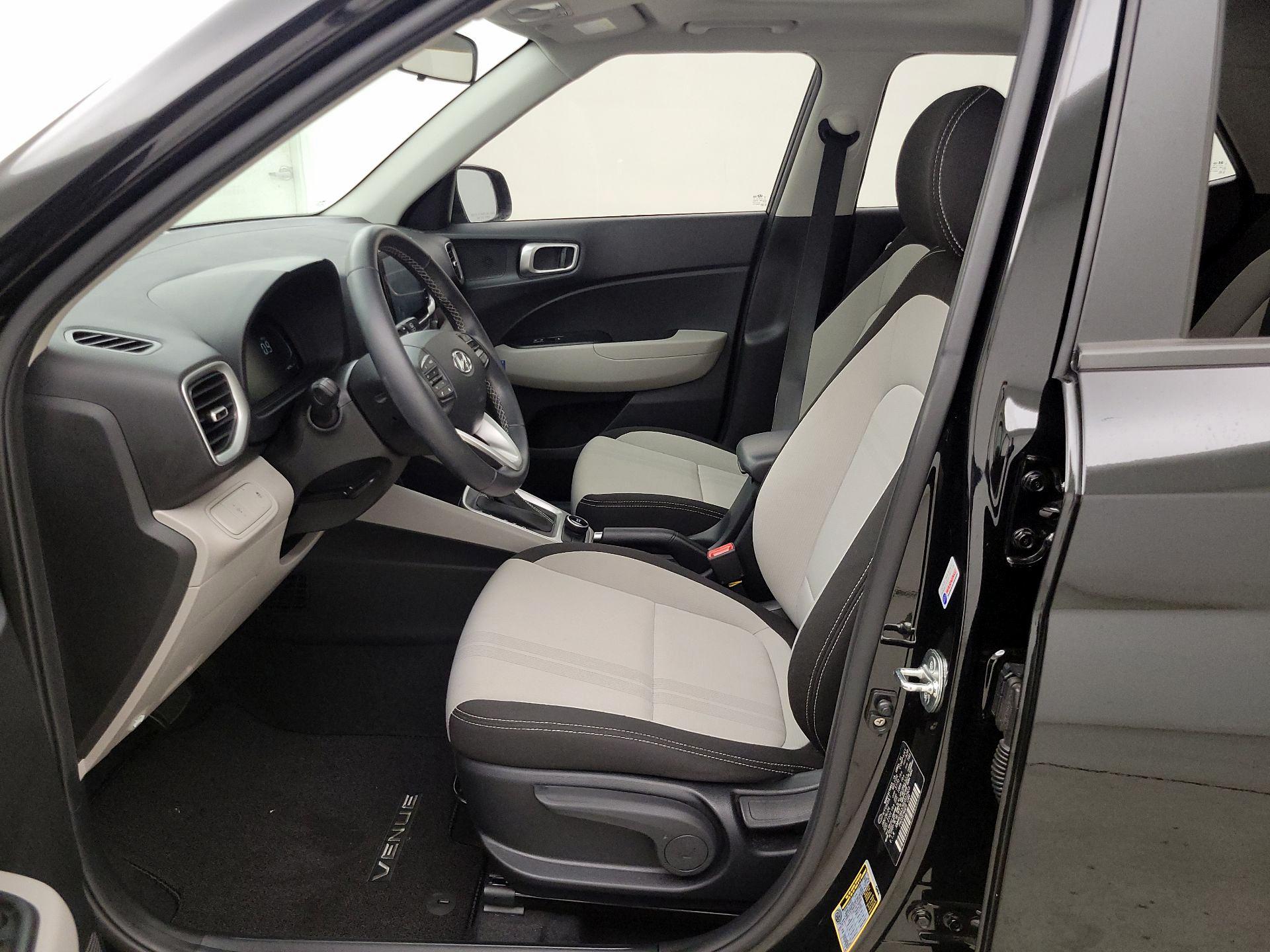 Thumbnail: 2024 Hyundai Venue - 11