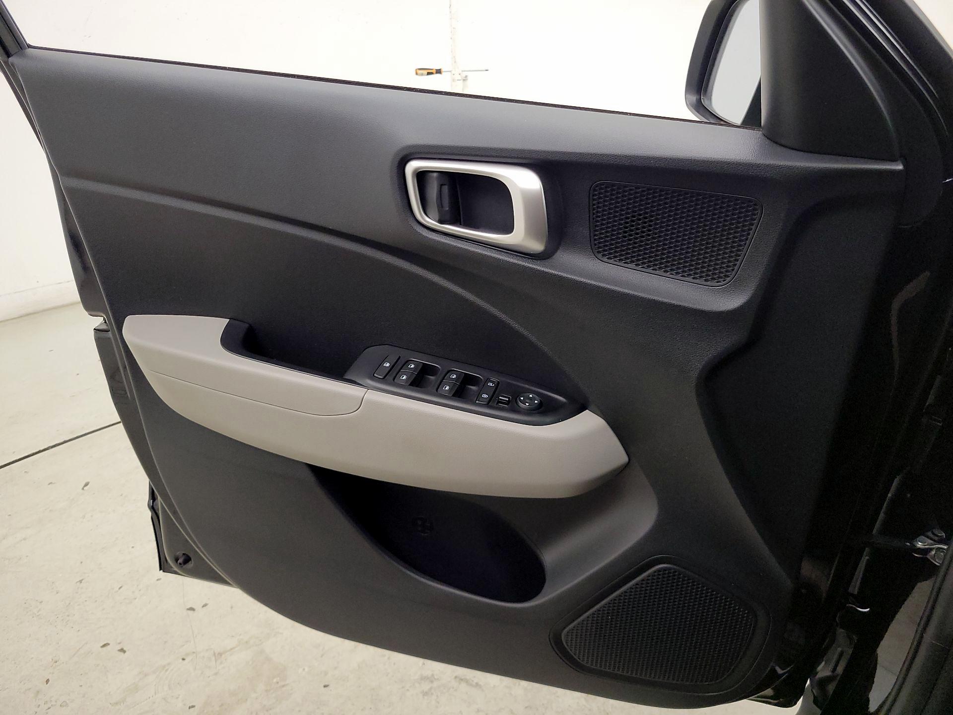 Thumbnail: 2024 Hyundai Venue - 12