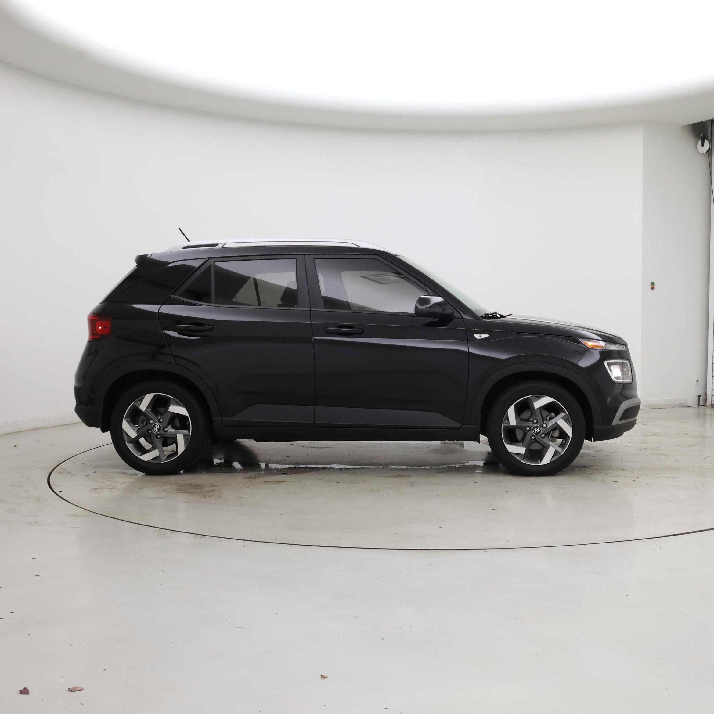 Thumbnail: 2024 Hyundai Venue - 7