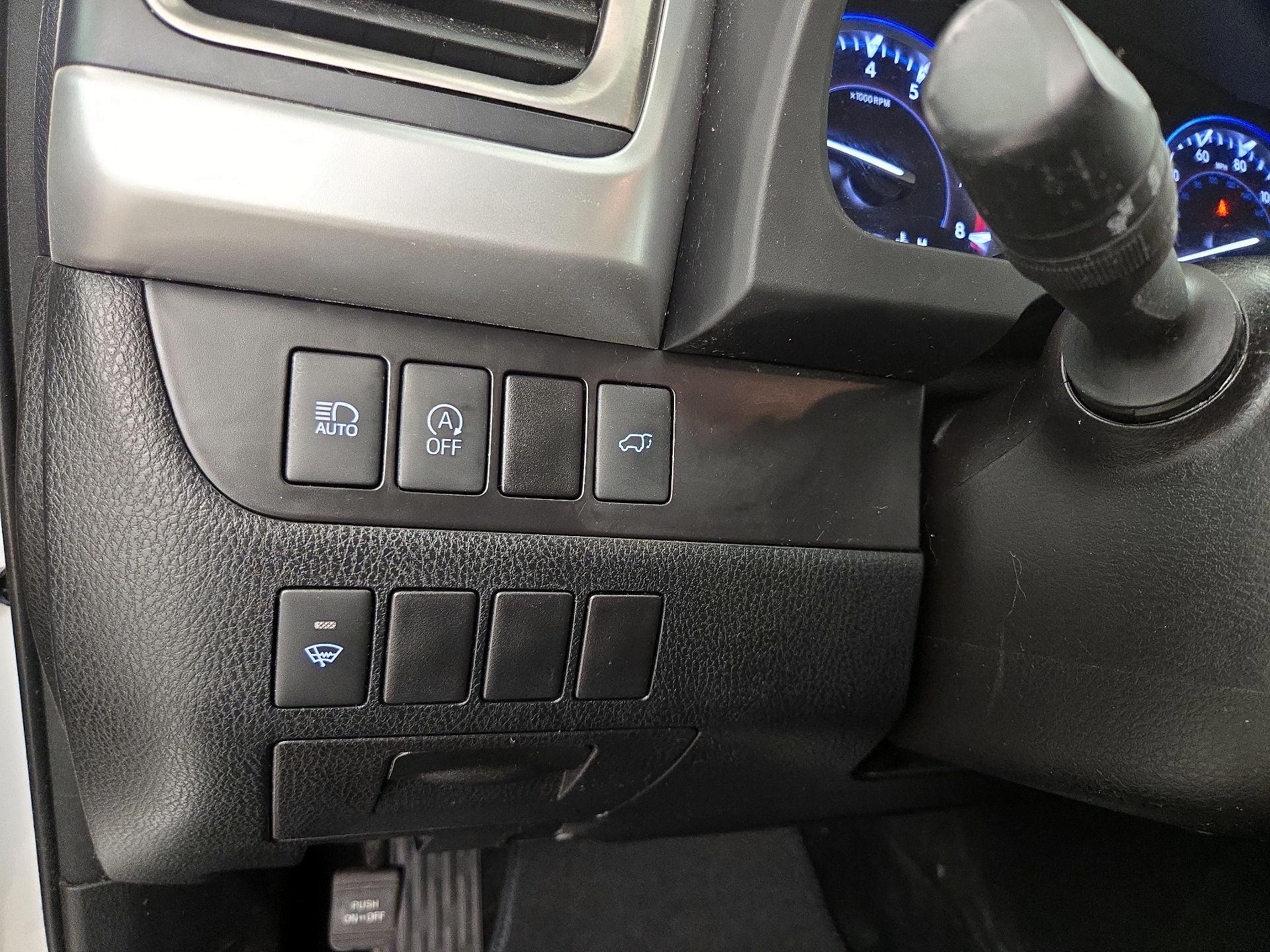Thumbnail: 2017 Toyota Highlander - 13