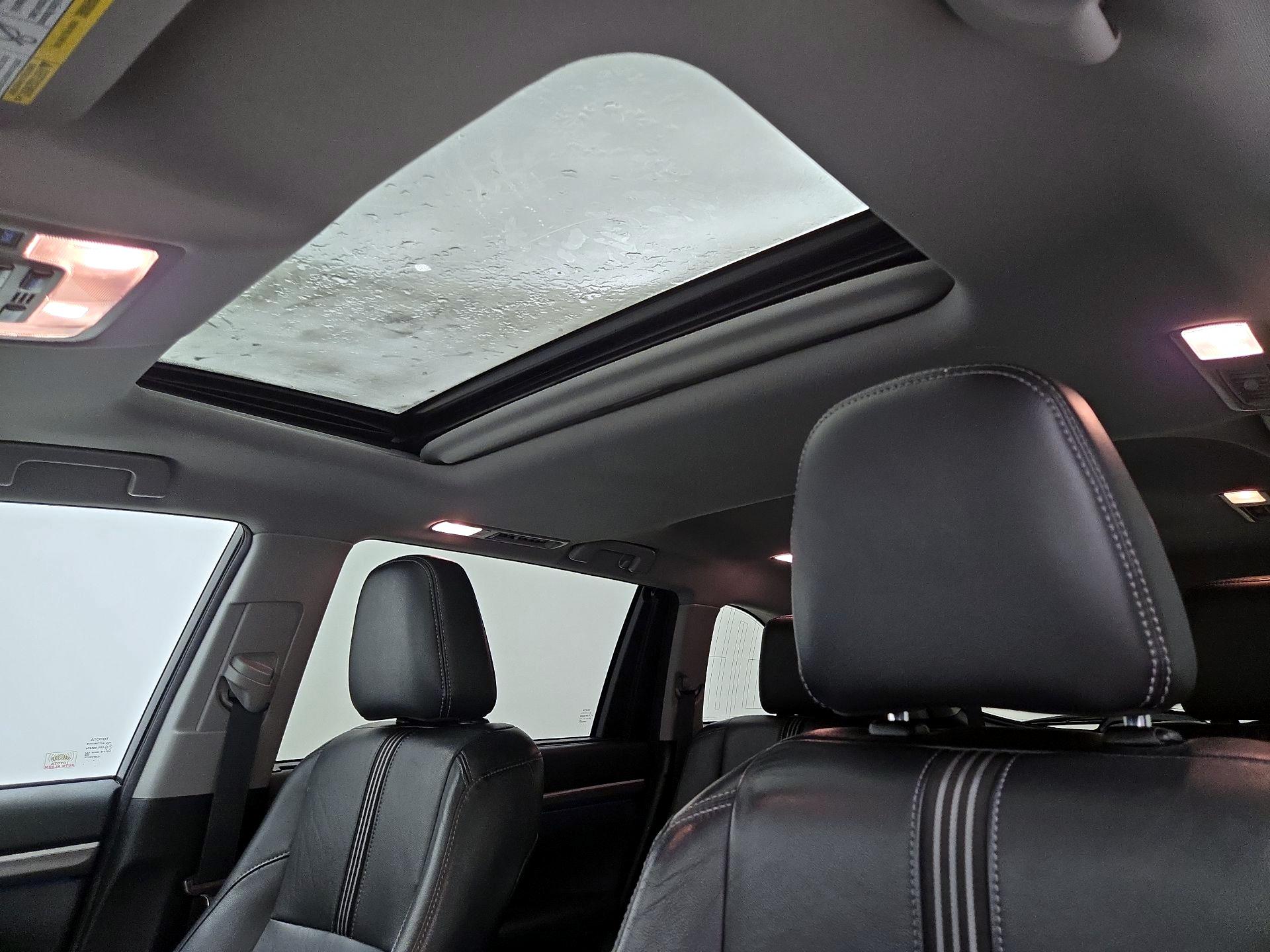 Thumbnail: 2017 Toyota Highlander - 19