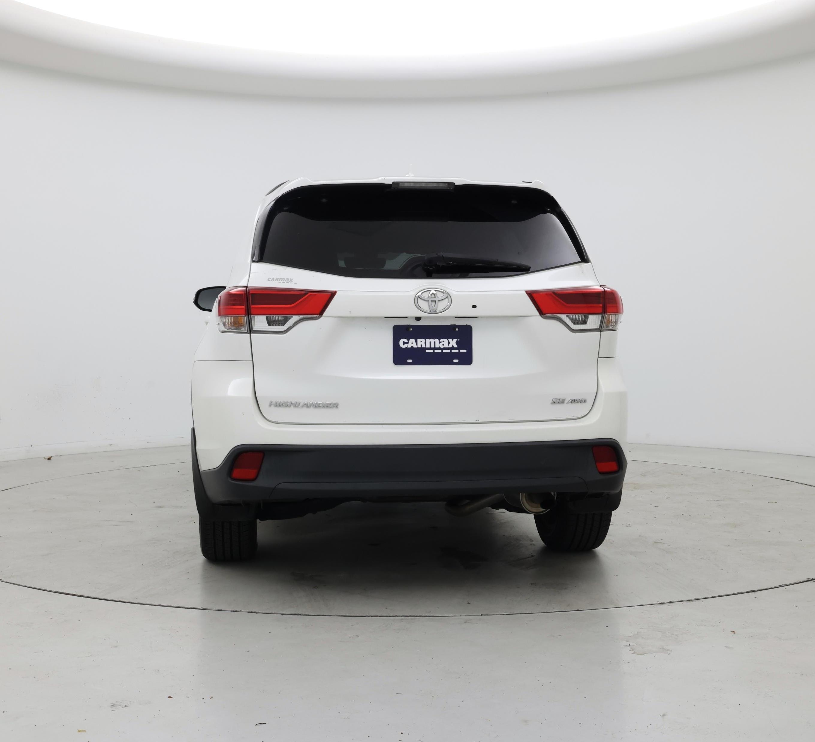 Thumbnail: 2017 Toyota Highlander - 6
