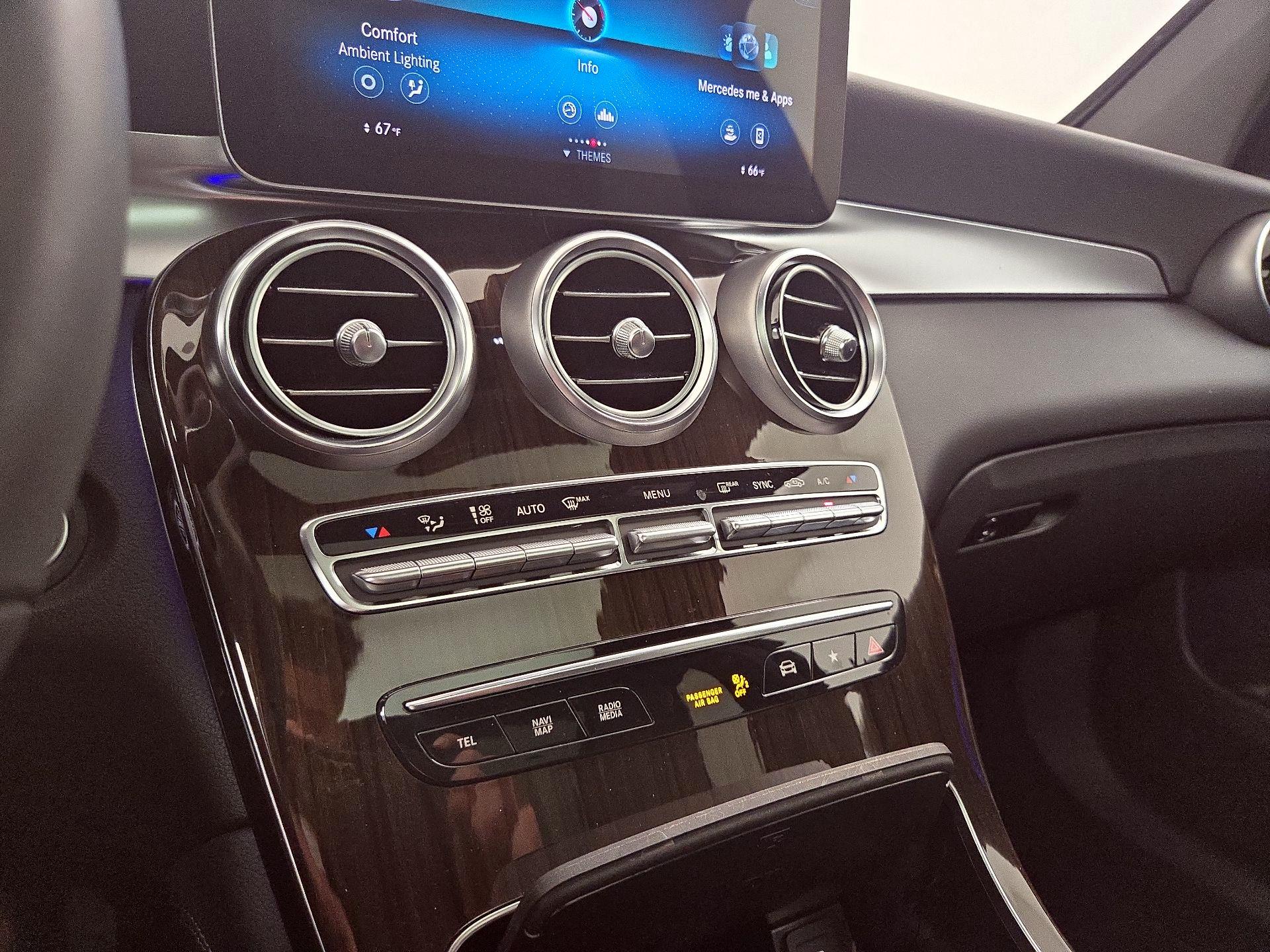 Thumbnail: 2020 Mercedes-Benz GLC - 16