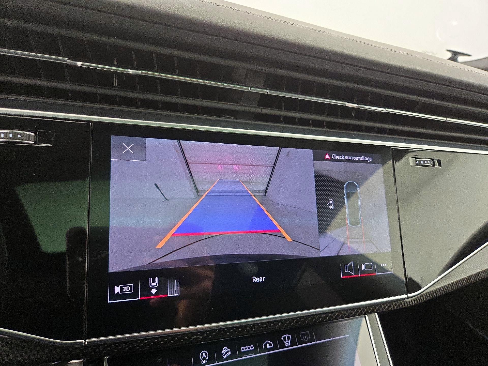 Thumbnail: 2021 Audi SQ8 - 15