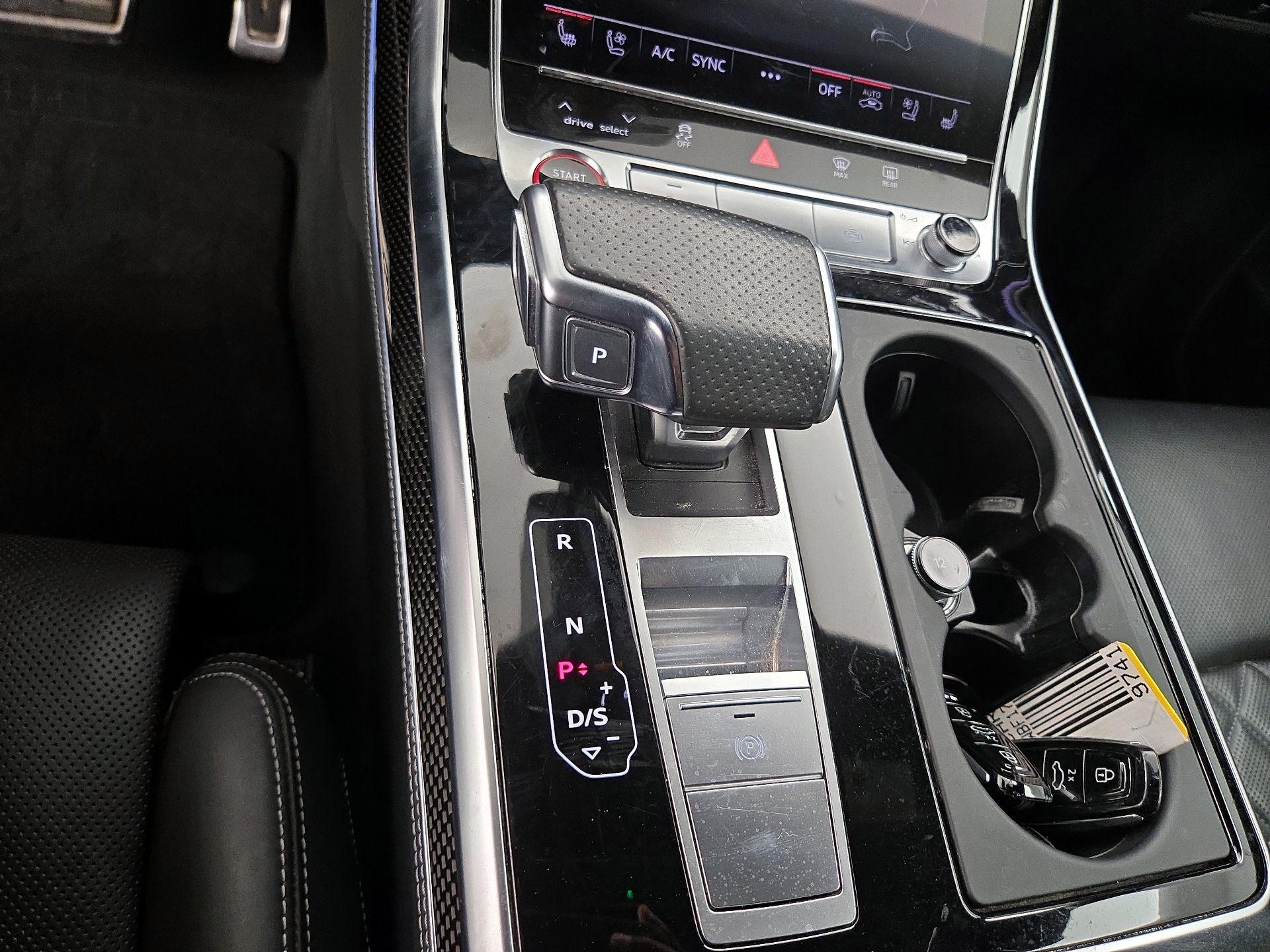 Thumbnail: 2021 Audi SQ8 - 18