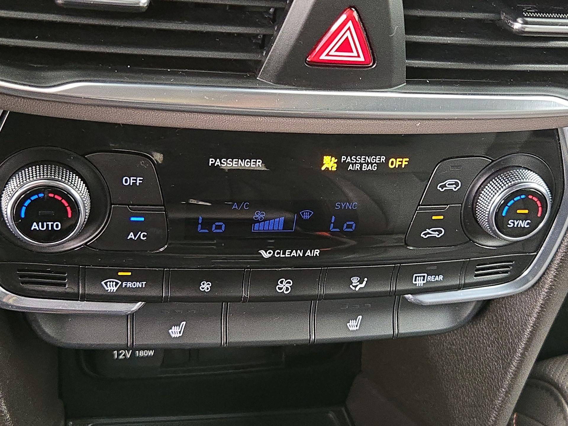 Thumbnail: 2020 Hyundai Santa Fe - 16