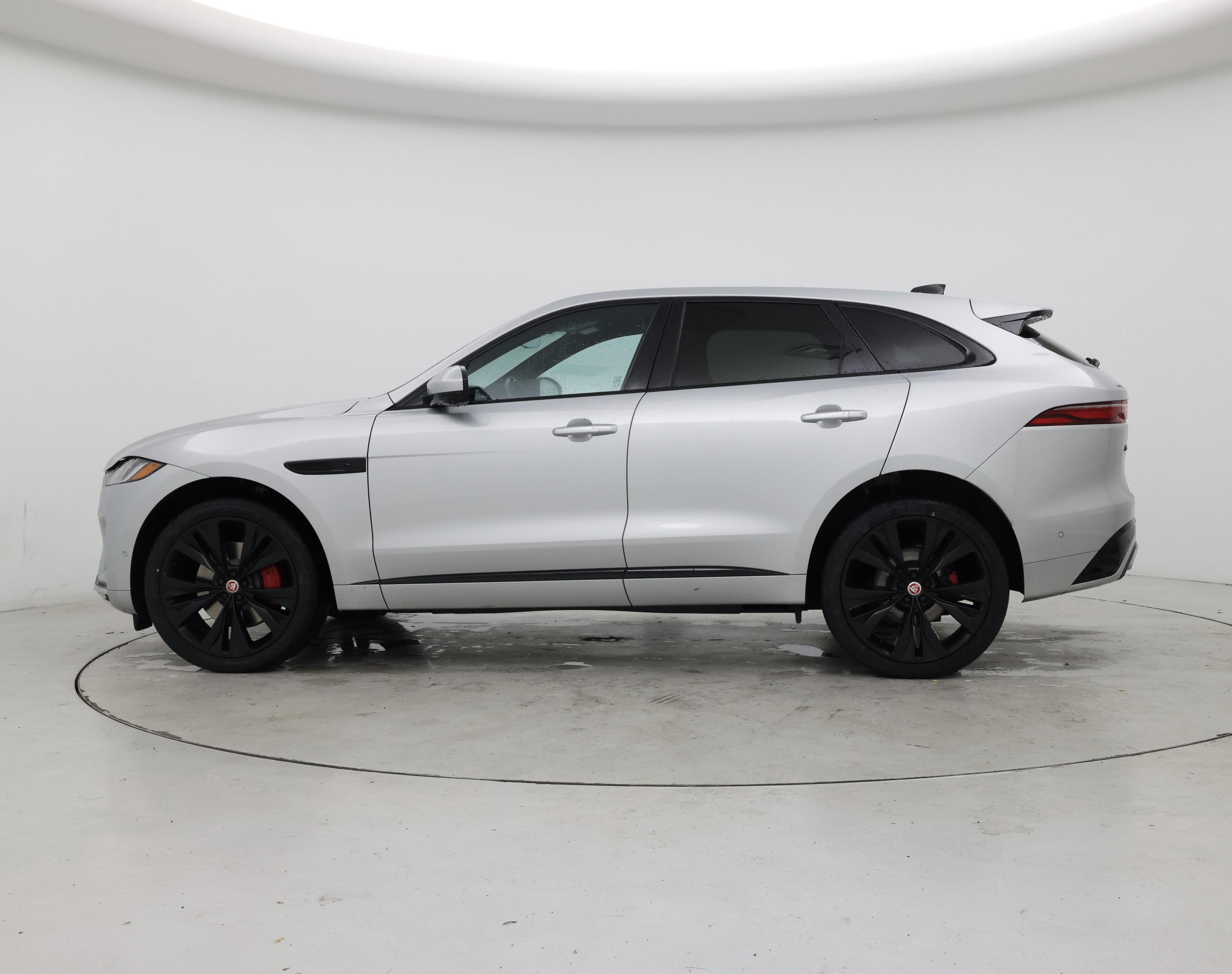 Thumbnail: 2021 Jaguar F-Pace - 3