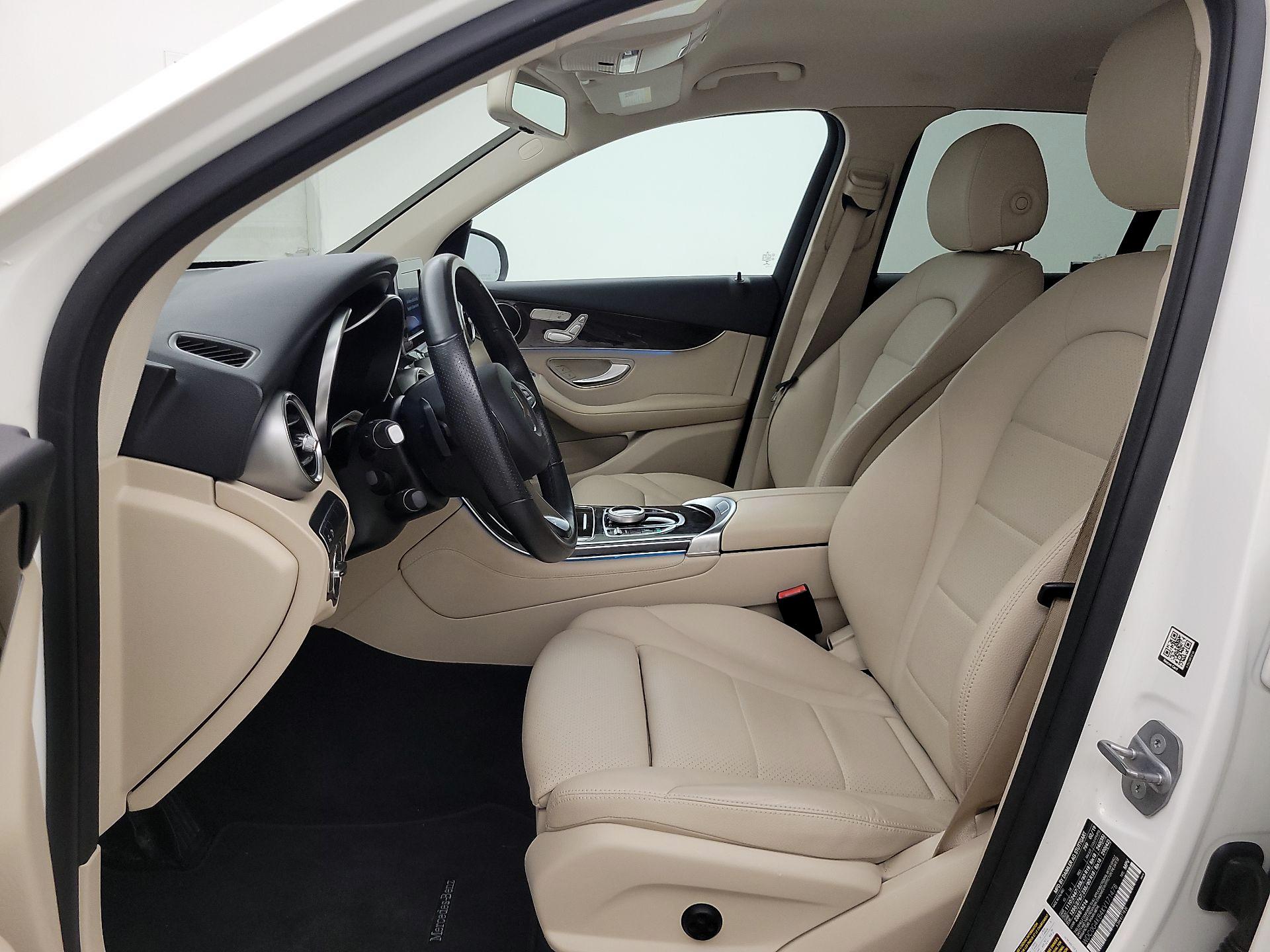 Thumbnail: 2019 Mercedes-Benz GLC - 11