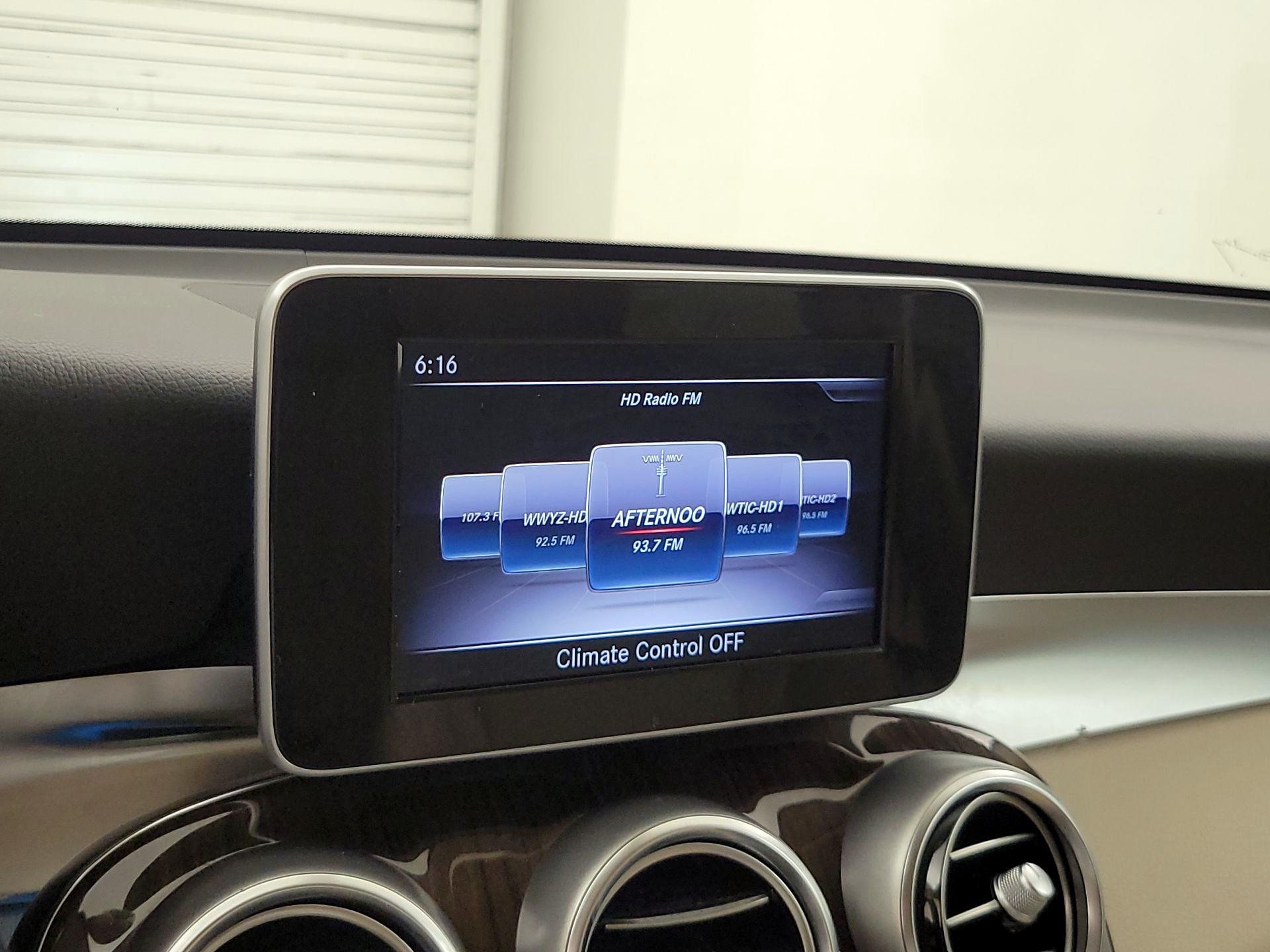 Thumbnail: 2019 Mercedes-Benz GLC - 15