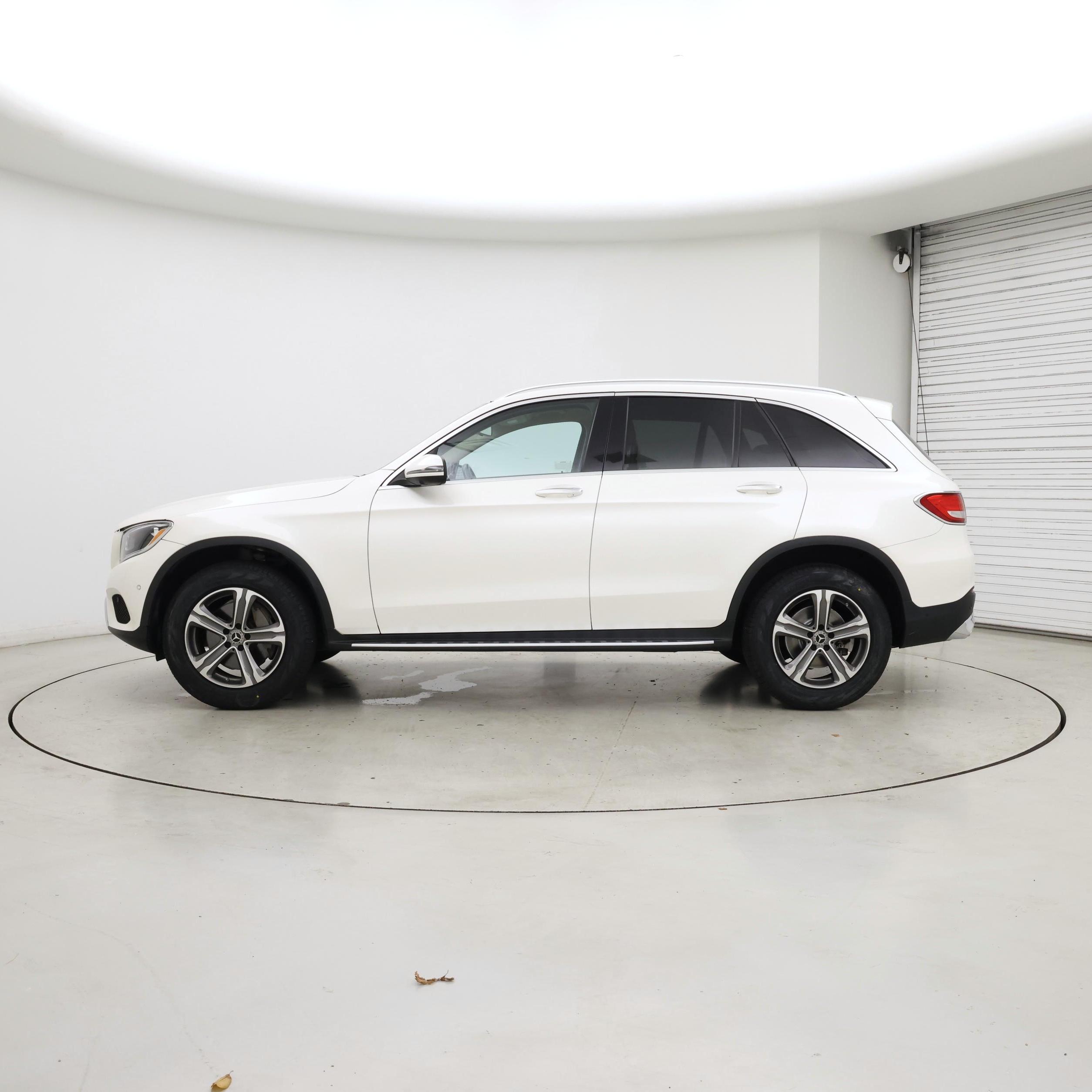 Thumbnail: 2019 Mercedes-Benz GLC - 3