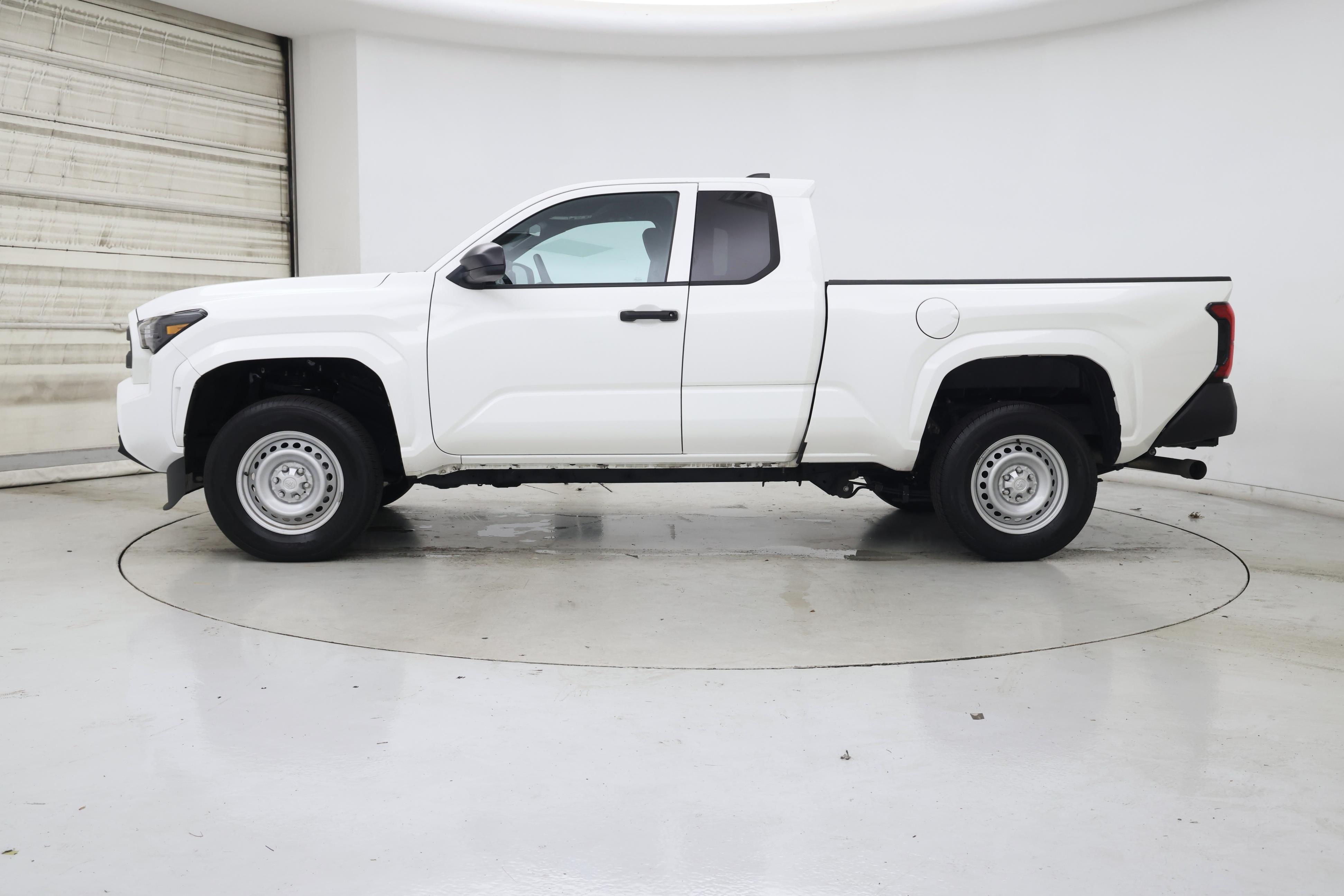 Thumbnail: 2024 Toyota Tacoma - 3