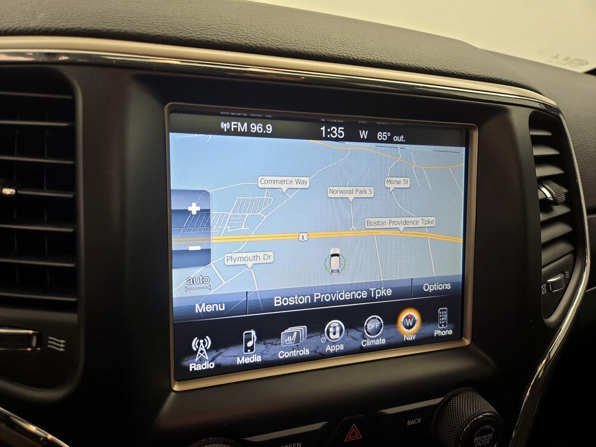 Thumbnail: 2016 Jeep Grand Cherokee - 14