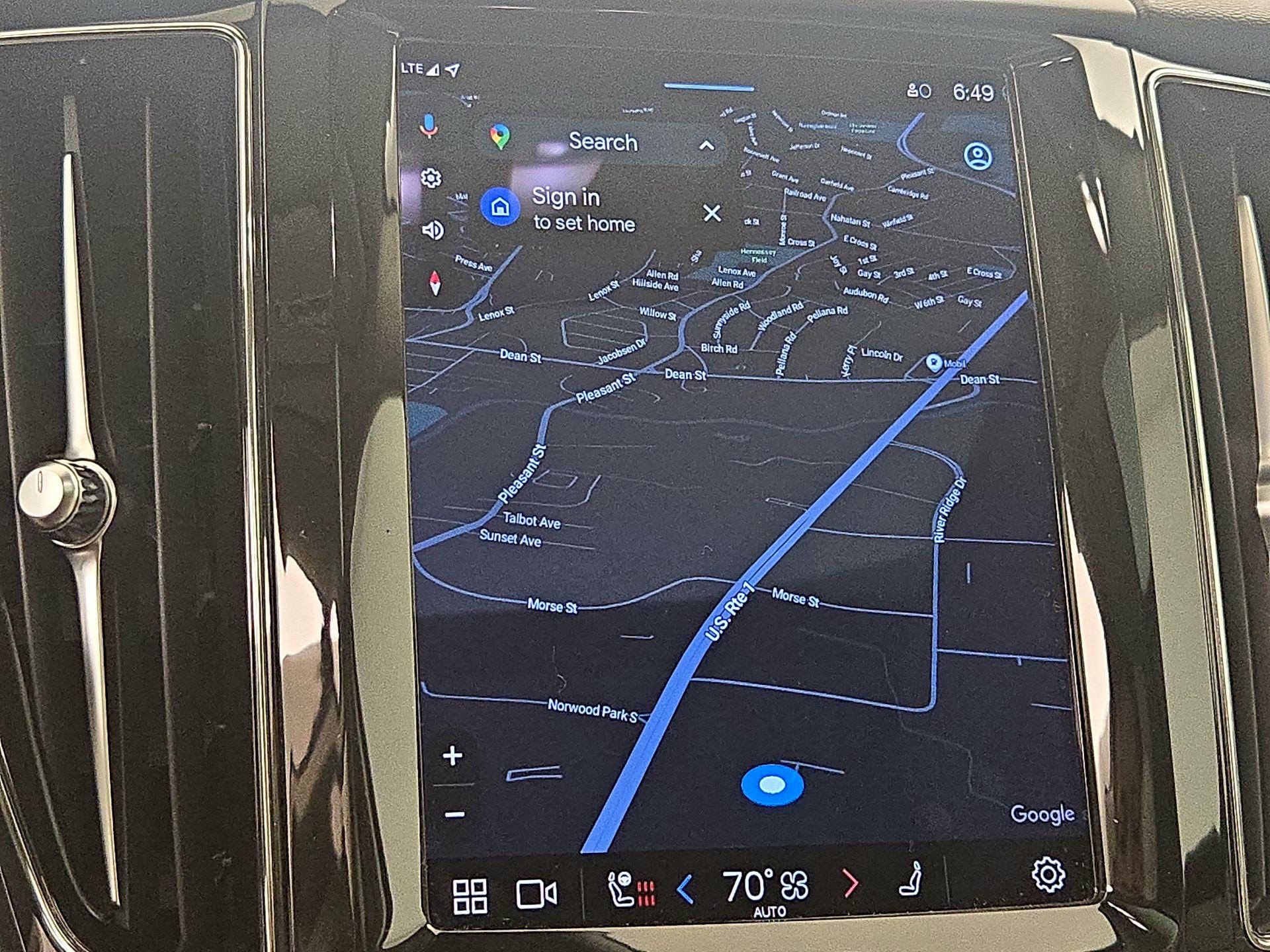 Thumbnail: 2023 Volvo XC60 - 14