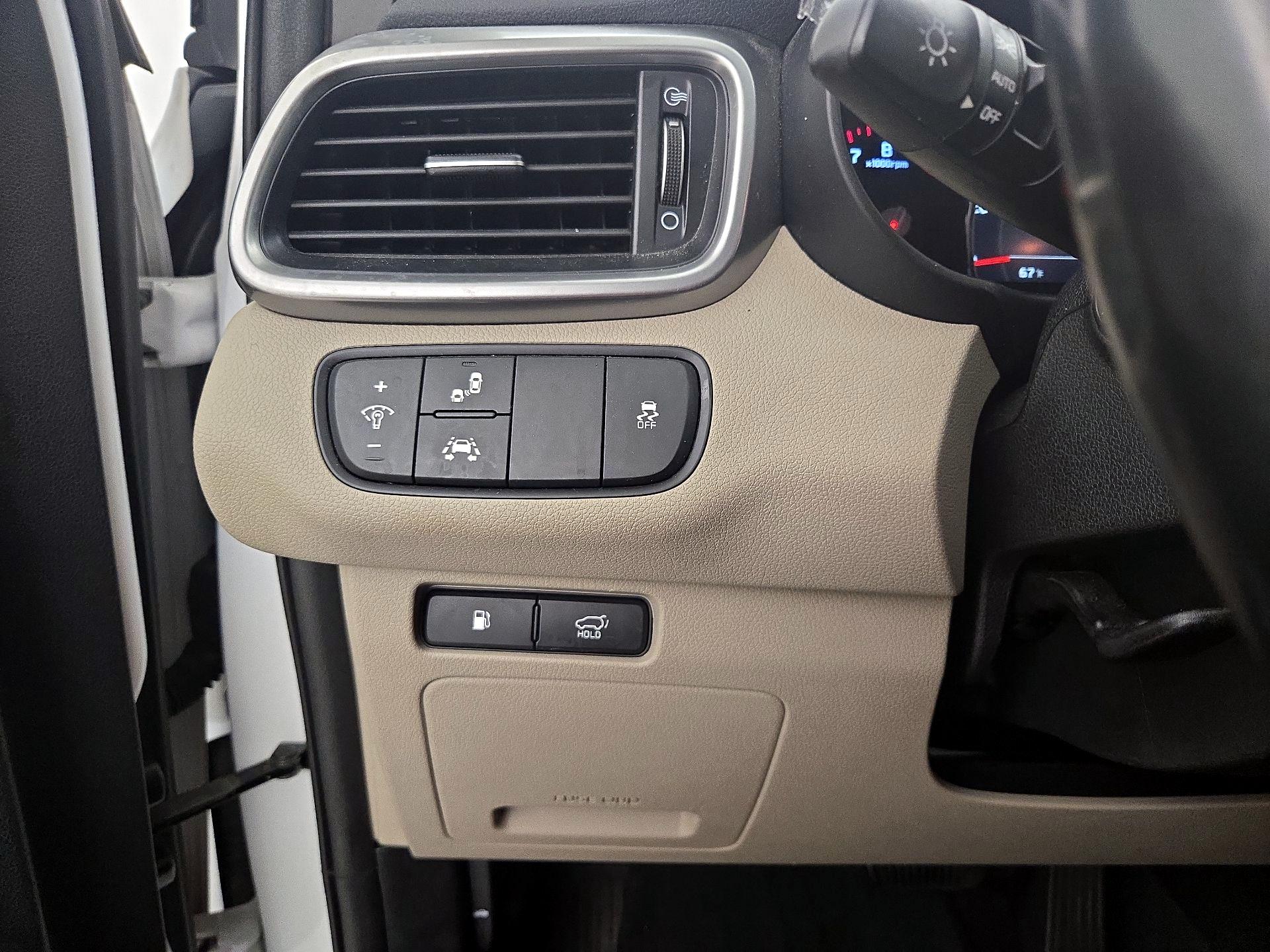 Thumbnail: 2019 Kia Sorento - 13