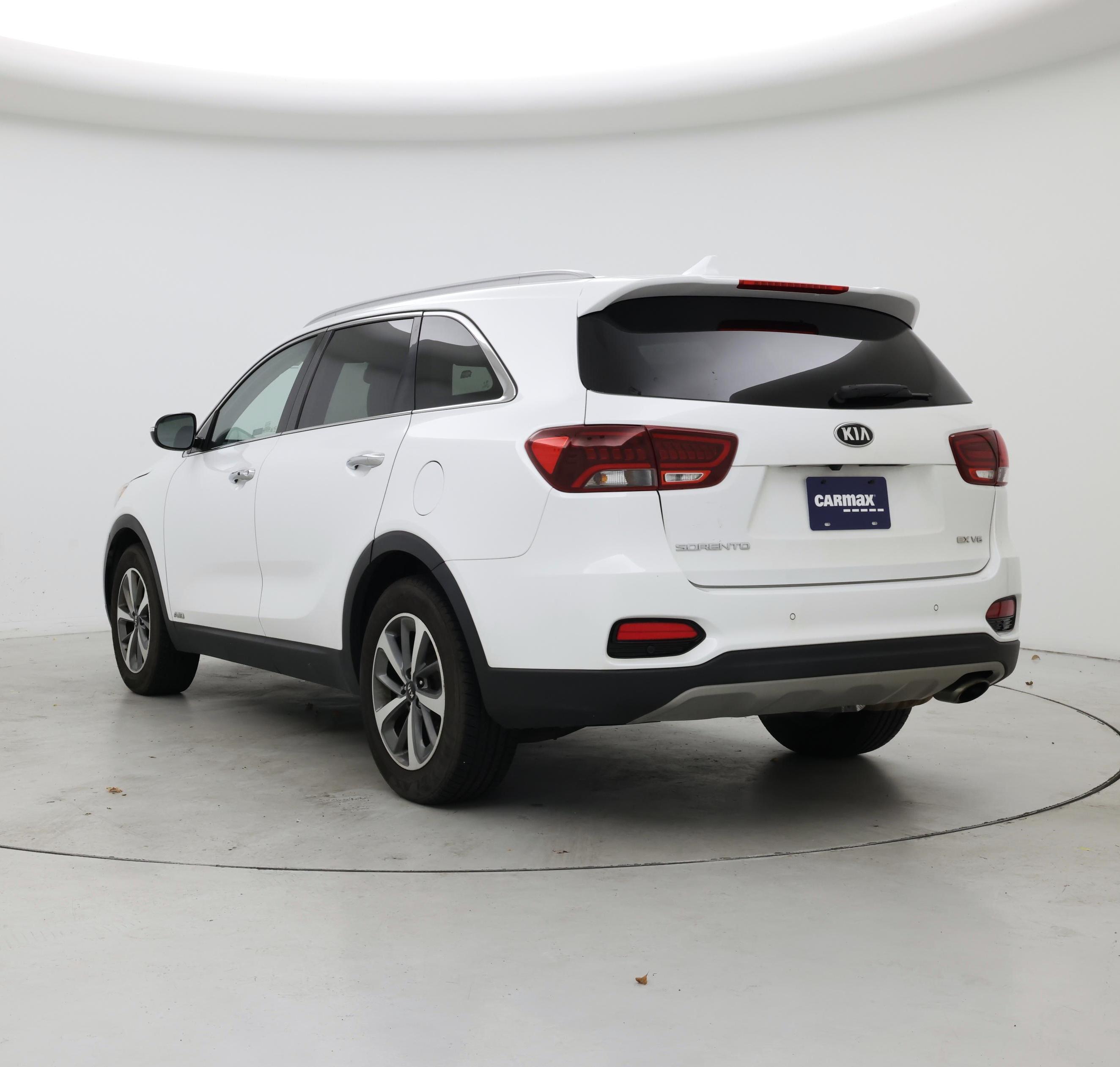 Thumbnail: 2019 Kia Sorento - 2