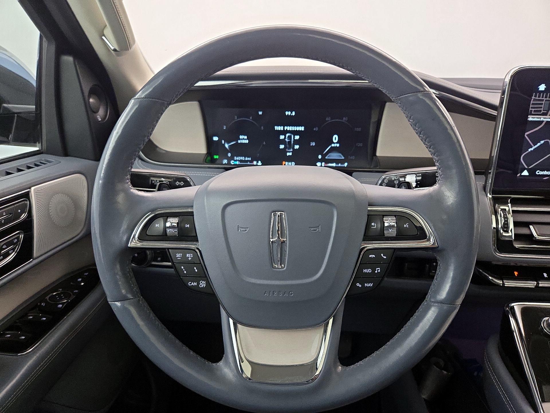 Thumbnail: 2019 Lincoln Navigator - 10