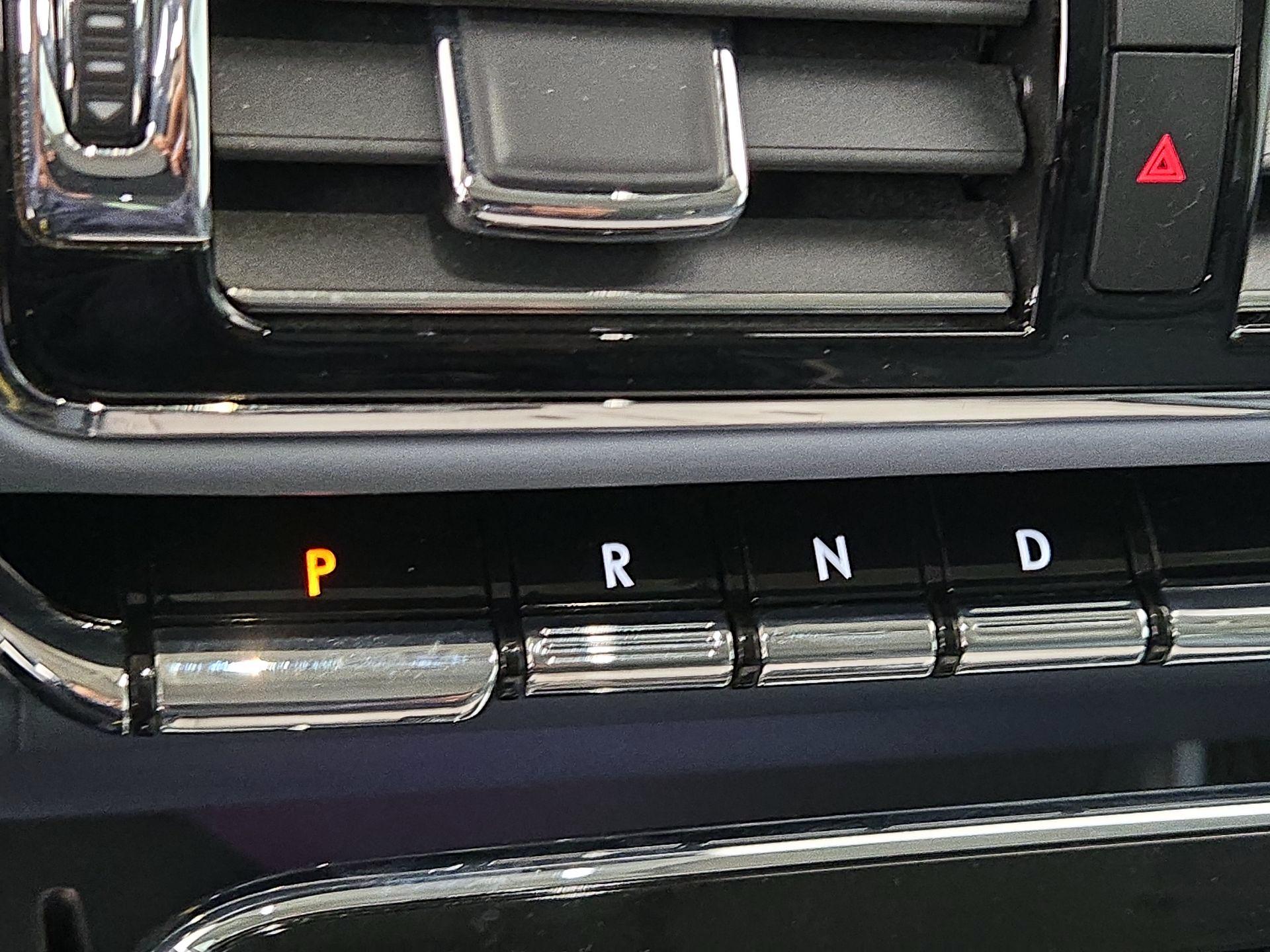 Thumbnail: 2019 Lincoln Navigator - 18