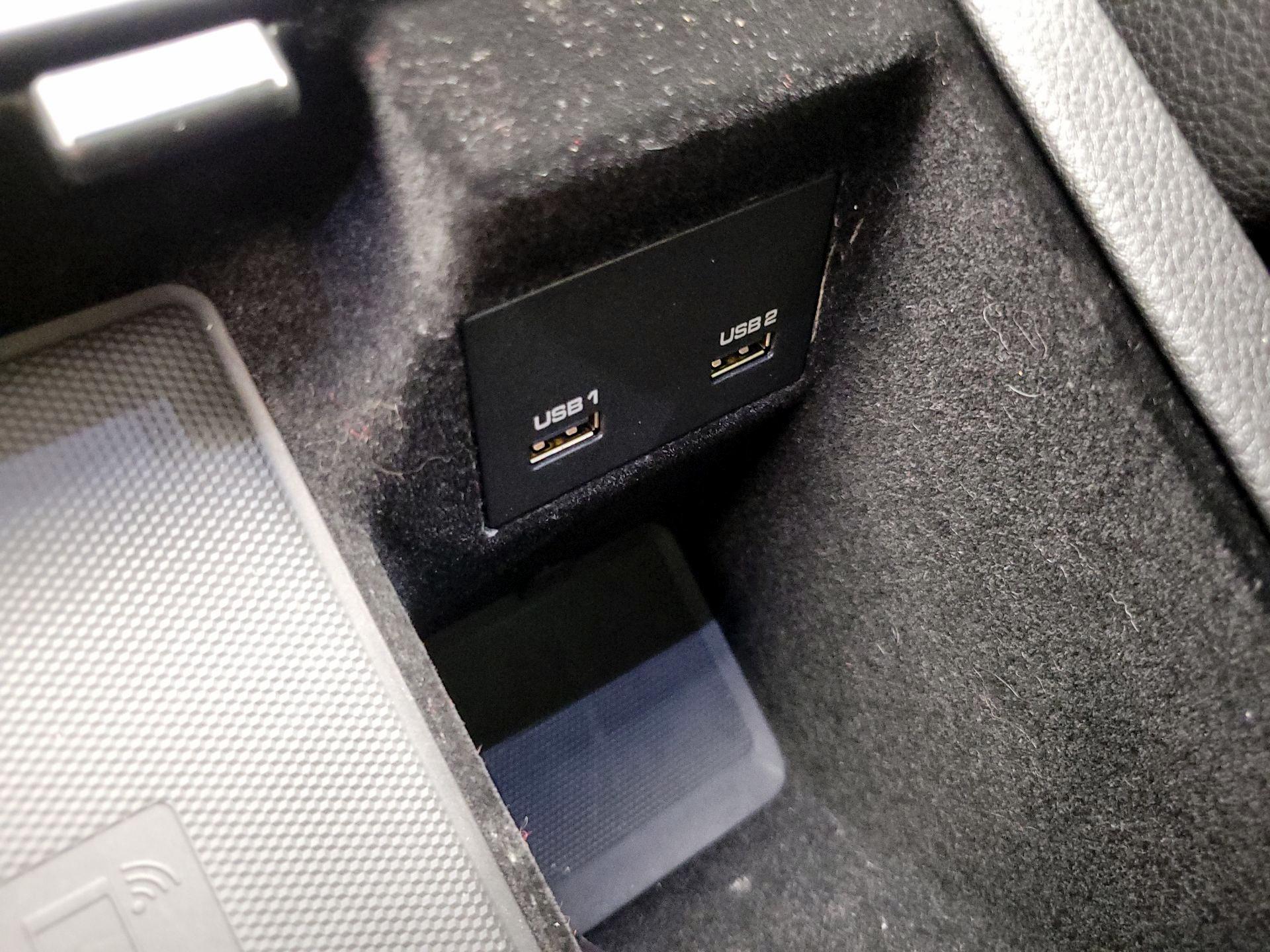 Thumbnail: 2021 Porsche Cayenne - 19