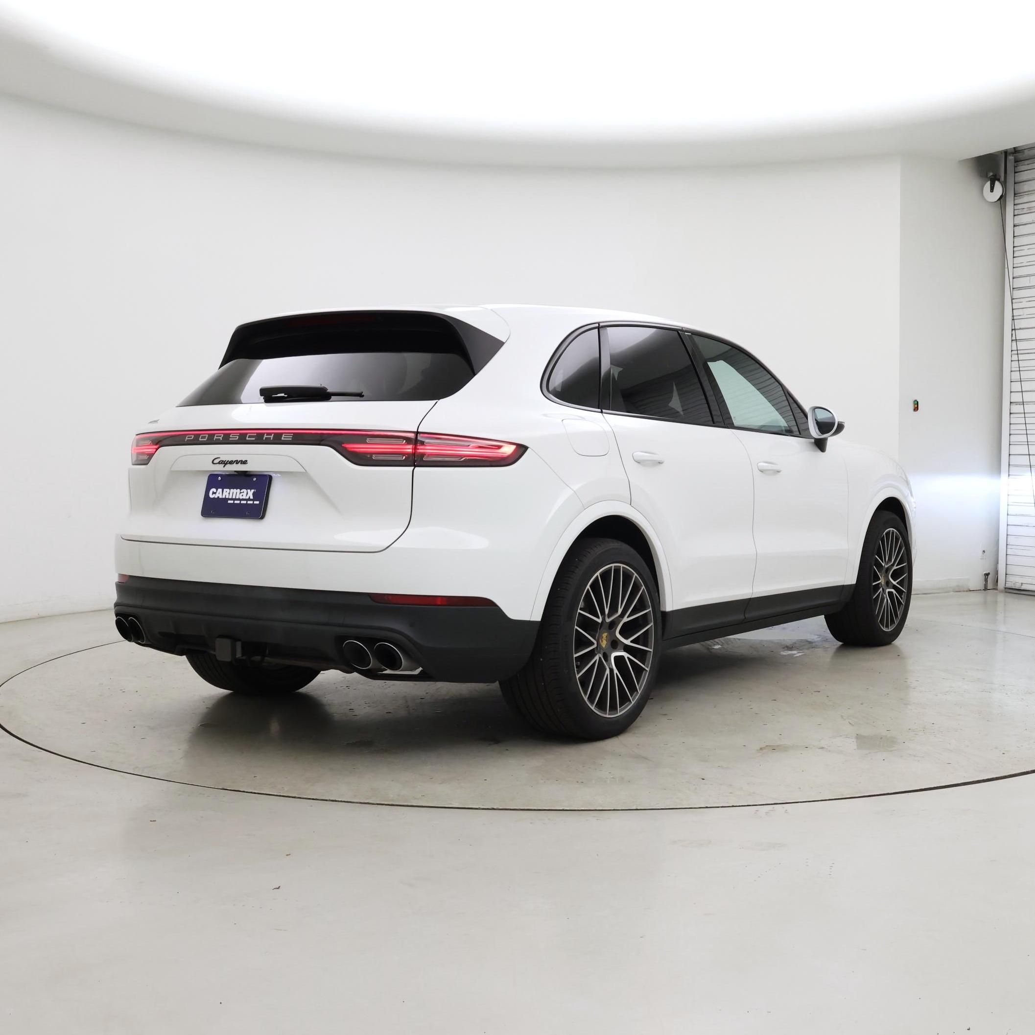 Thumbnail: 2021 Porsche Cayenne - 8