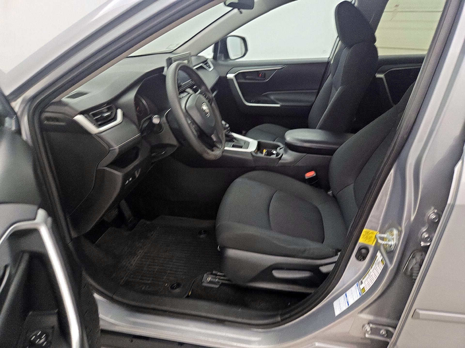 Thumbnail: 2021 Toyota RAV4 - 11