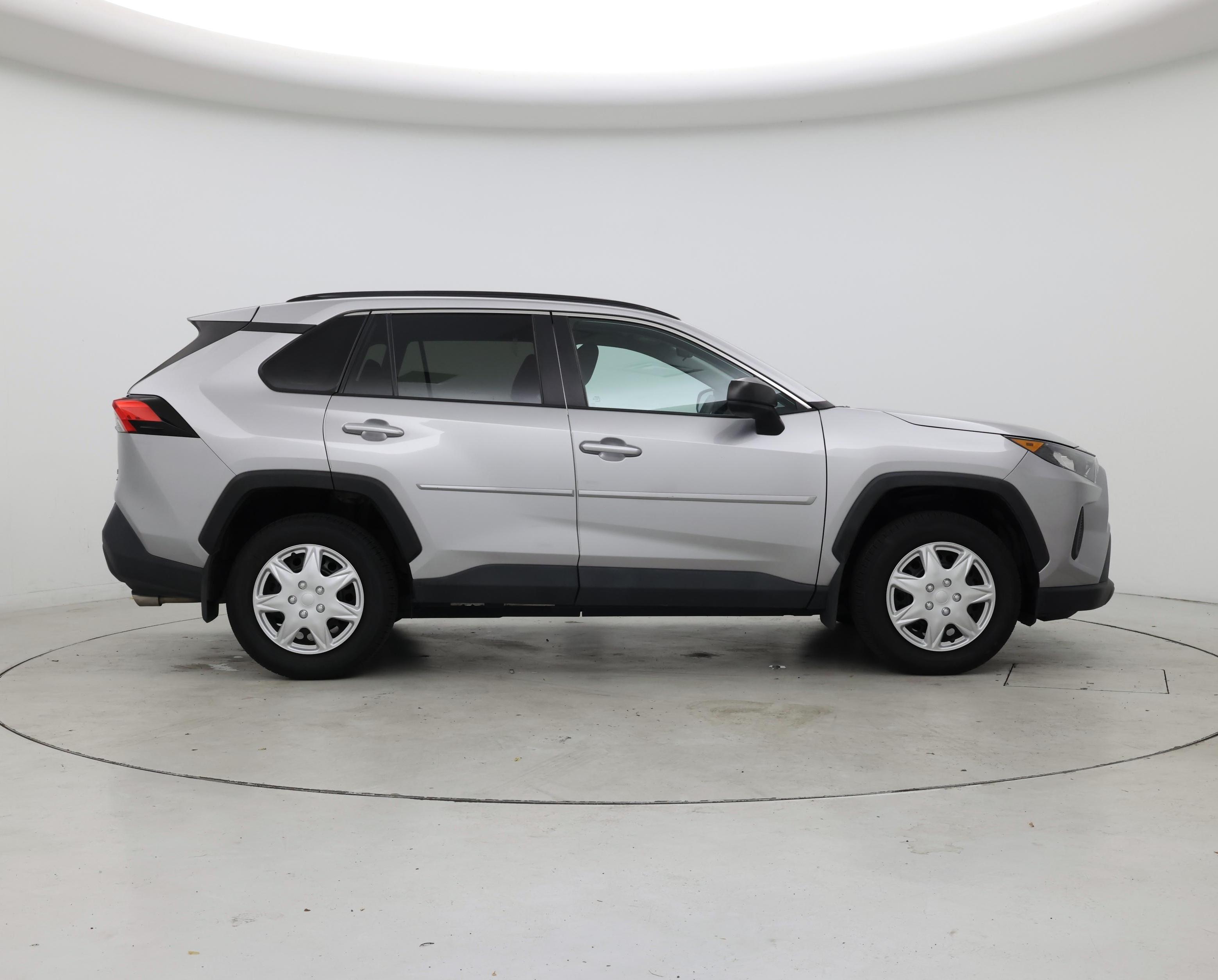 Thumbnail: 2021 Toyota RAV4 - 7