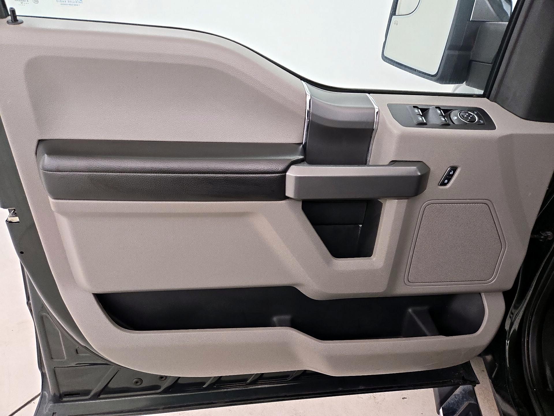 Thumbnail: 2016 Ford F-150 - 12
