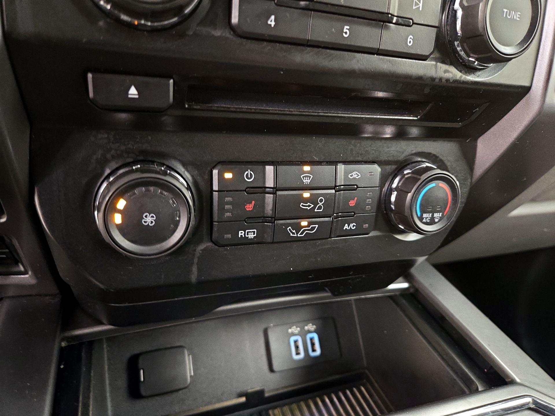 Thumbnail: 2016 Ford F-150 - 16
