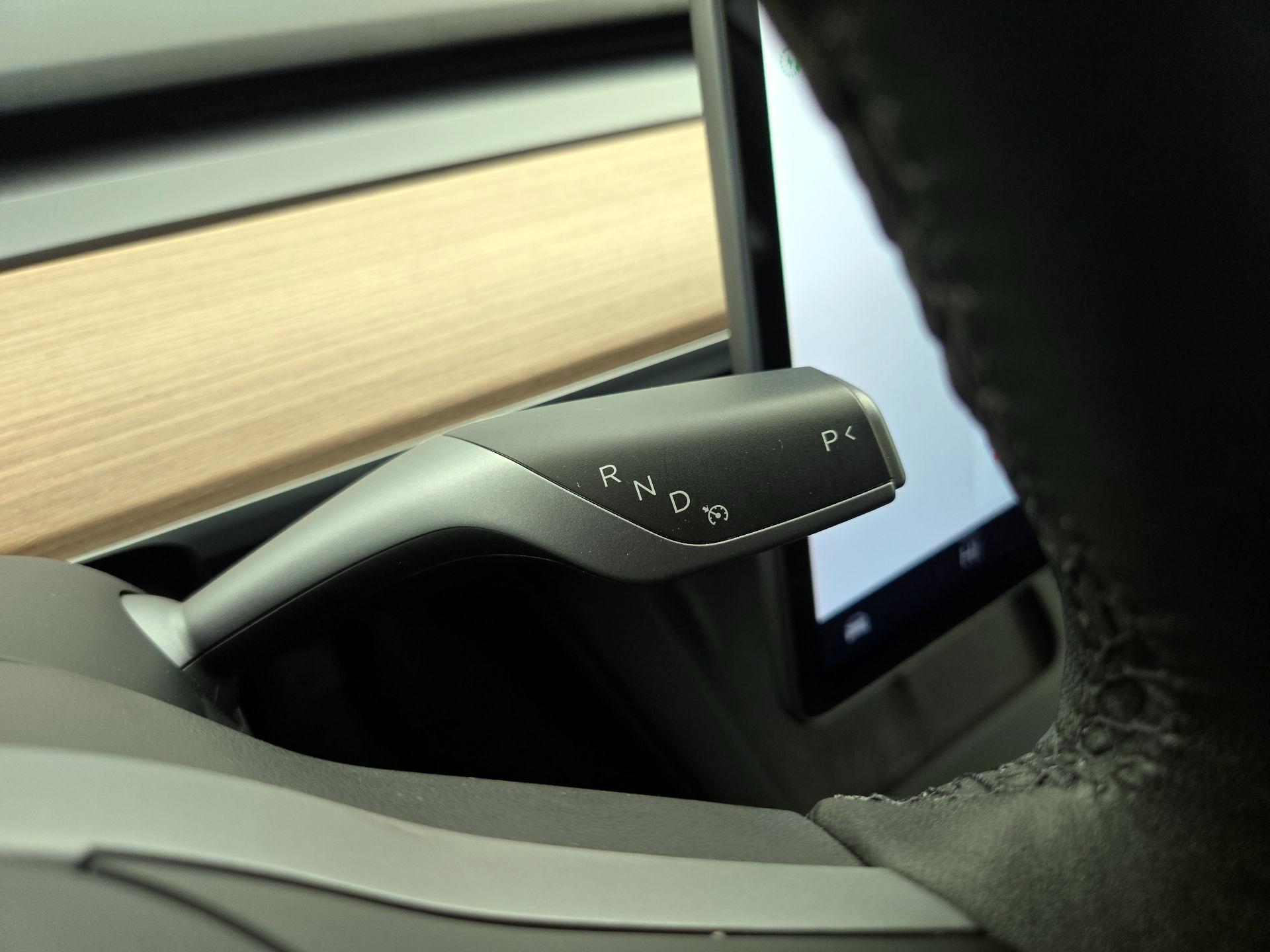 Thumbnail: 2023 Tesla Model 3 - 17