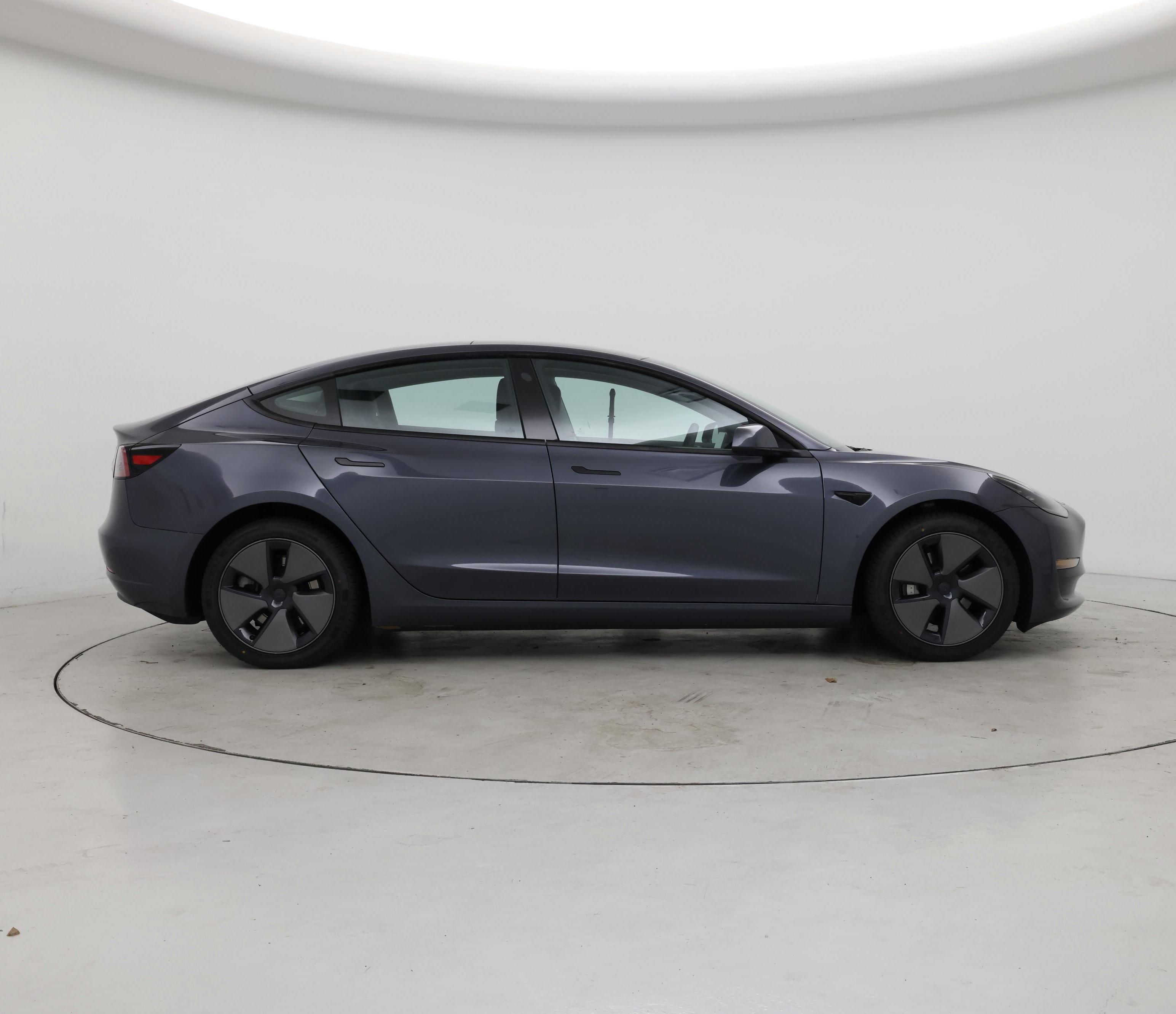 Thumbnail: 2023 Tesla Model 3 - 7