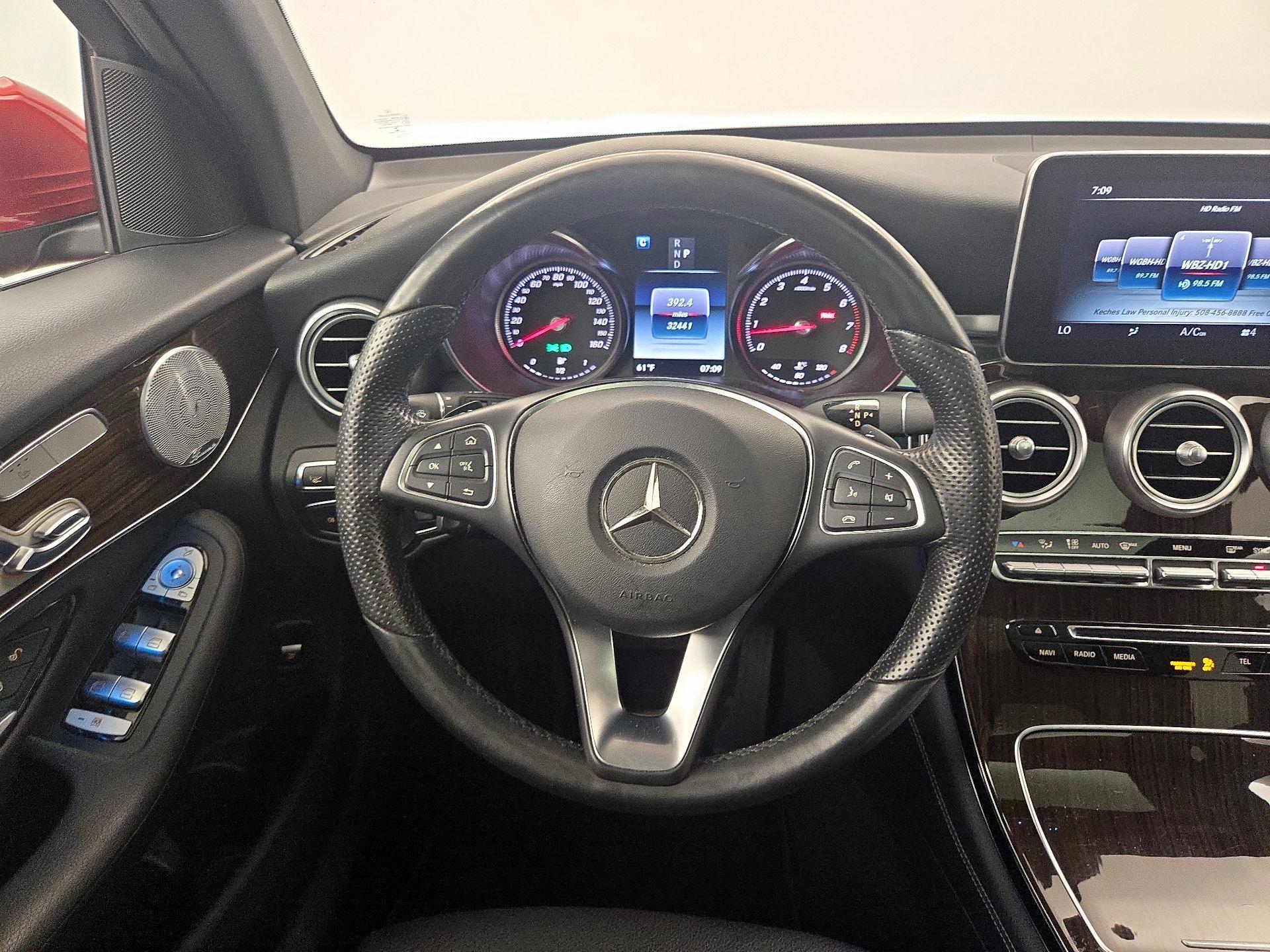 Thumbnail: 2017 Mercedes-Benz GLC - 10