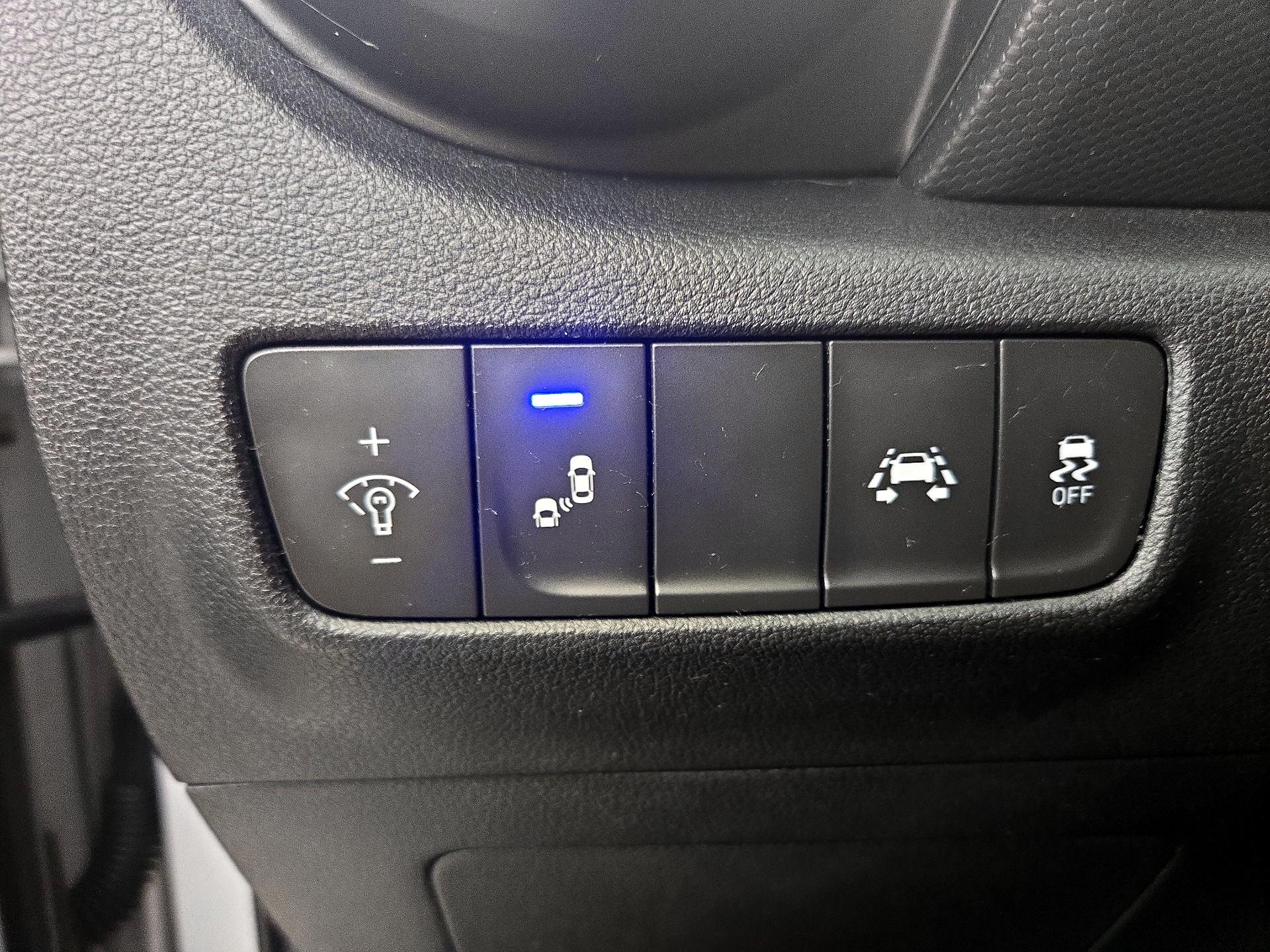 Thumbnail: 2019 Hyundai Kona - 13