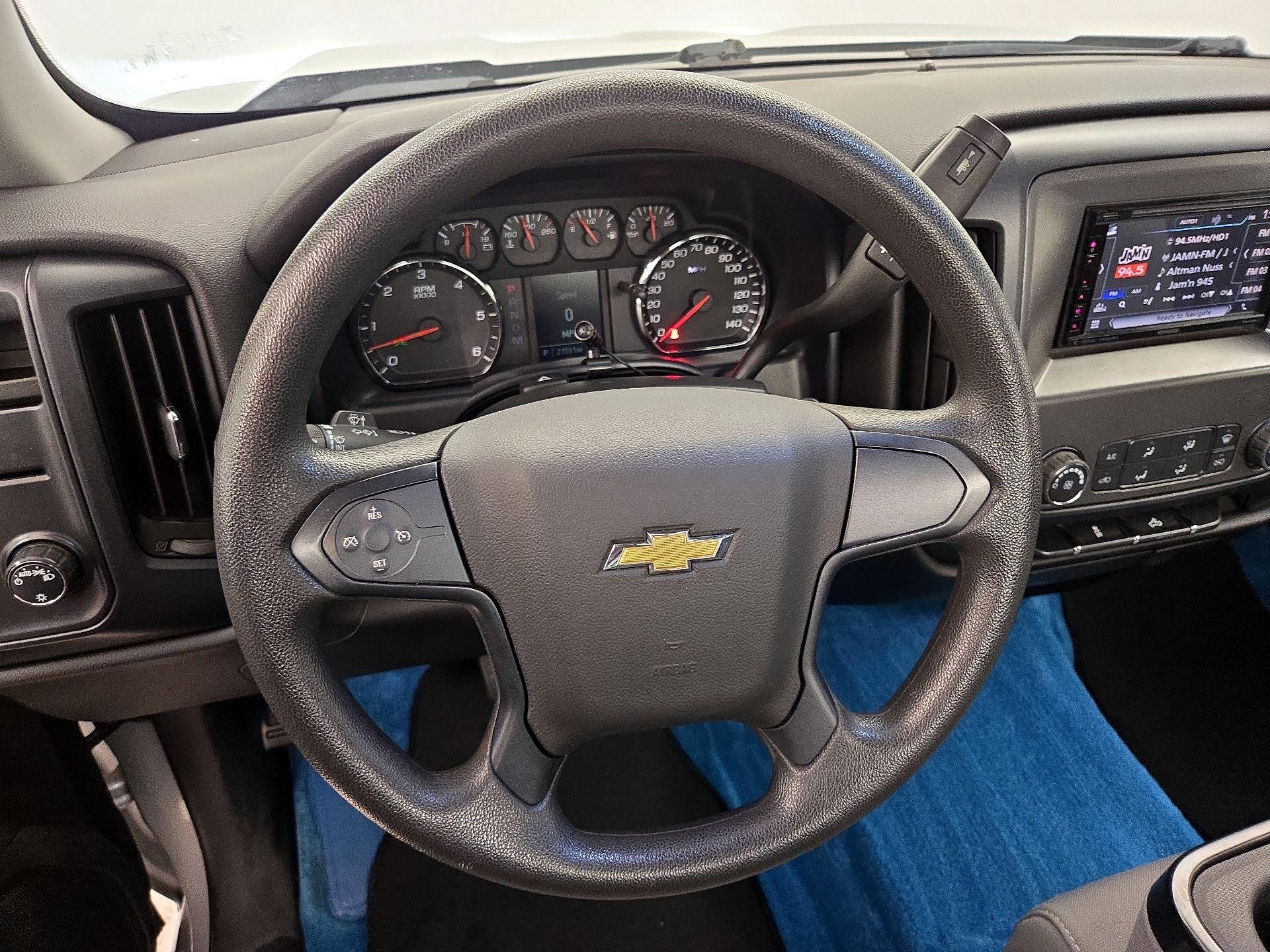 Thumbnail: 2017 Chevrolet Silverado 1500 - 10