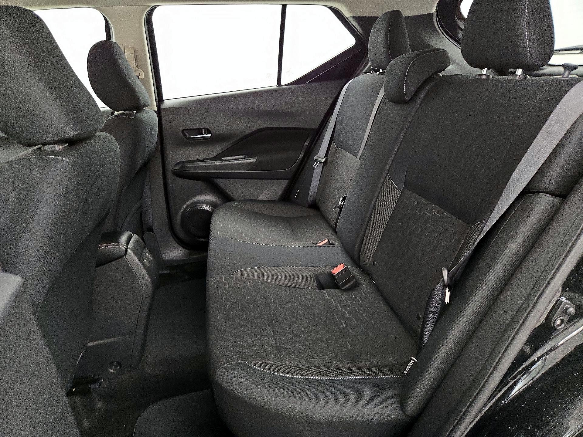 Thumbnail: 2024 Nissan Kicks - 19