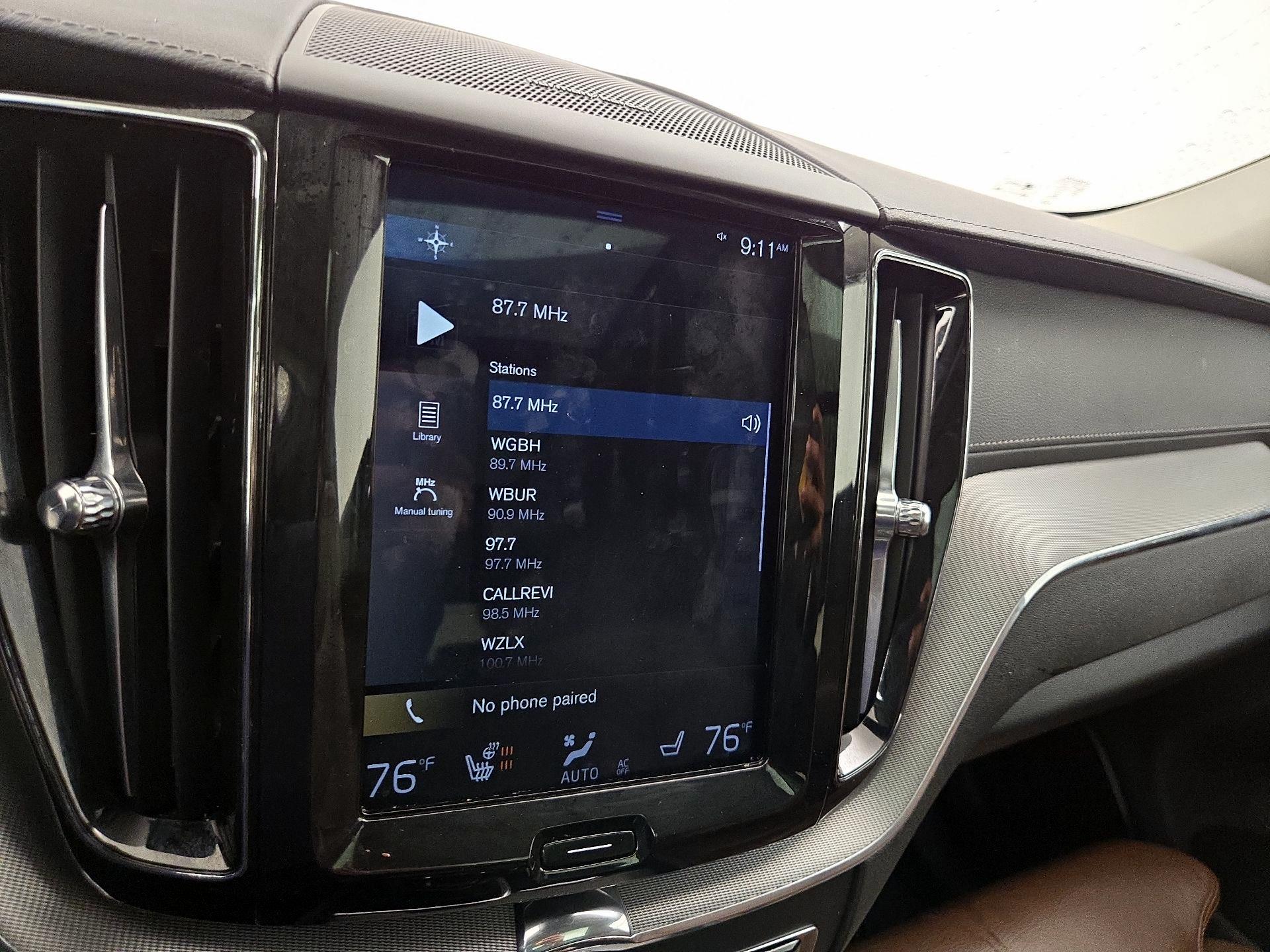Thumbnail: 2019 Volvo XC60 - 16