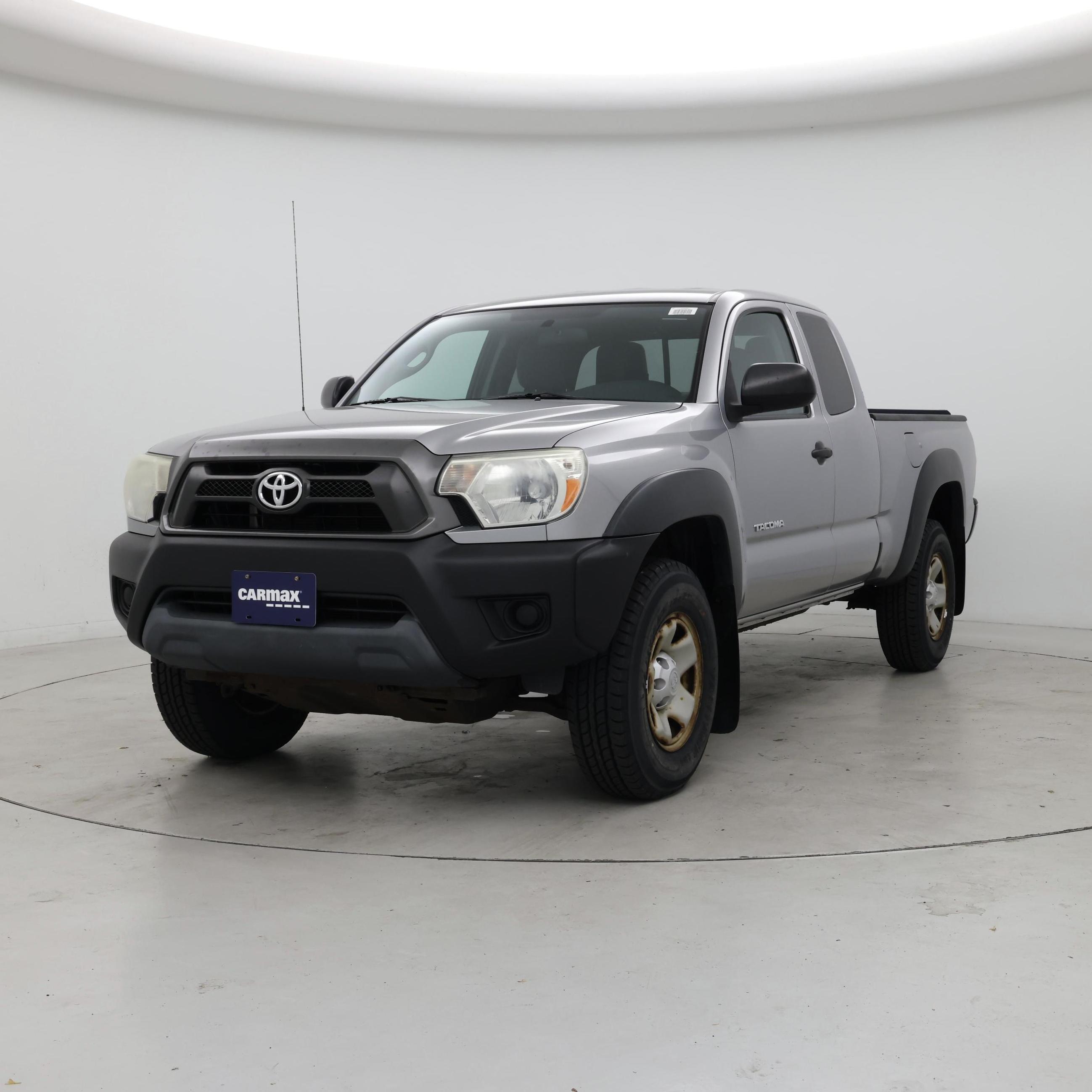 Thumbnail: 2015 Toyota Tacoma - 4