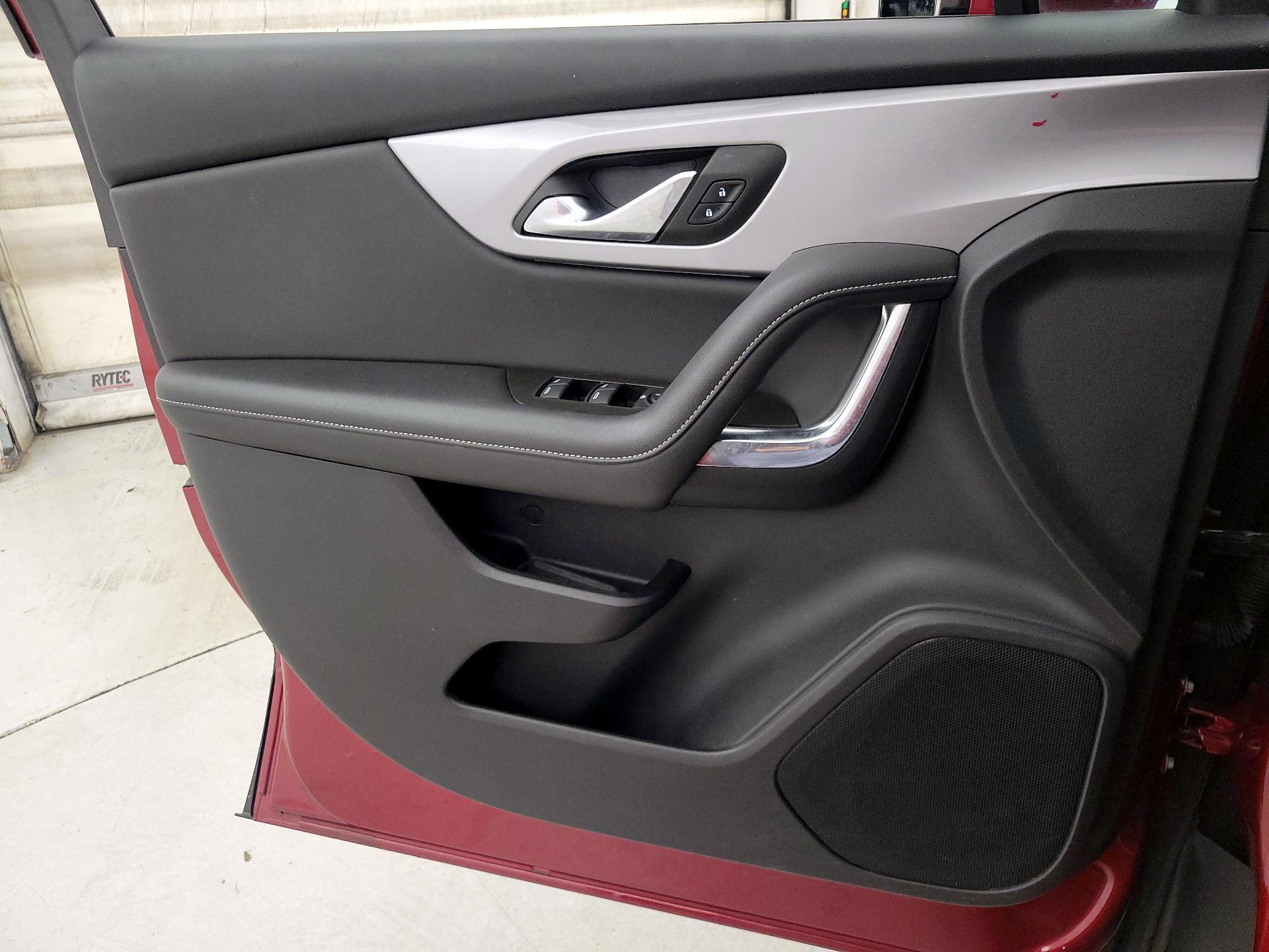 Thumbnail: 2023 Chevrolet Blazer - 12