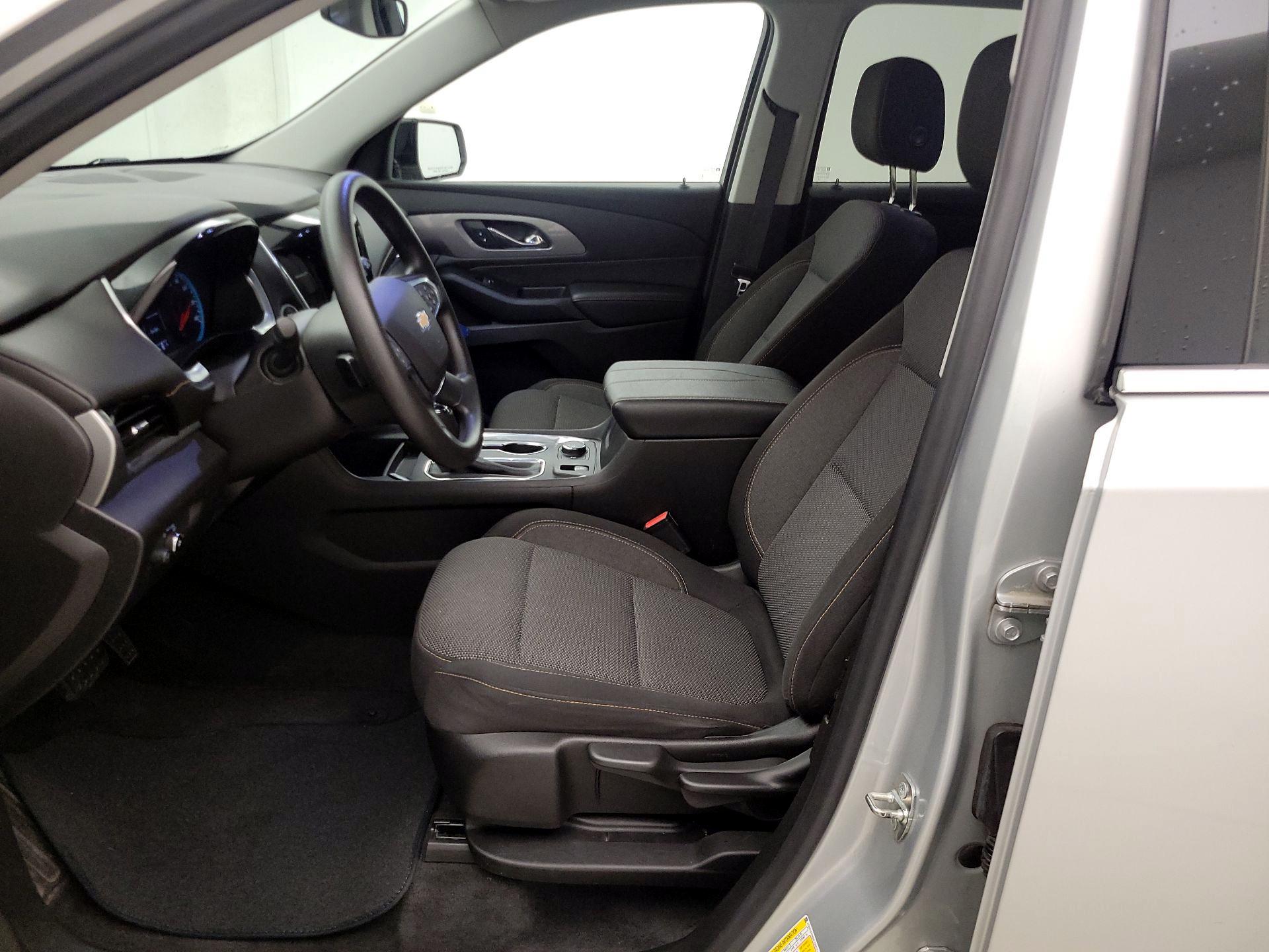 Thumbnail: 2019 Chevrolet Traverse - 11