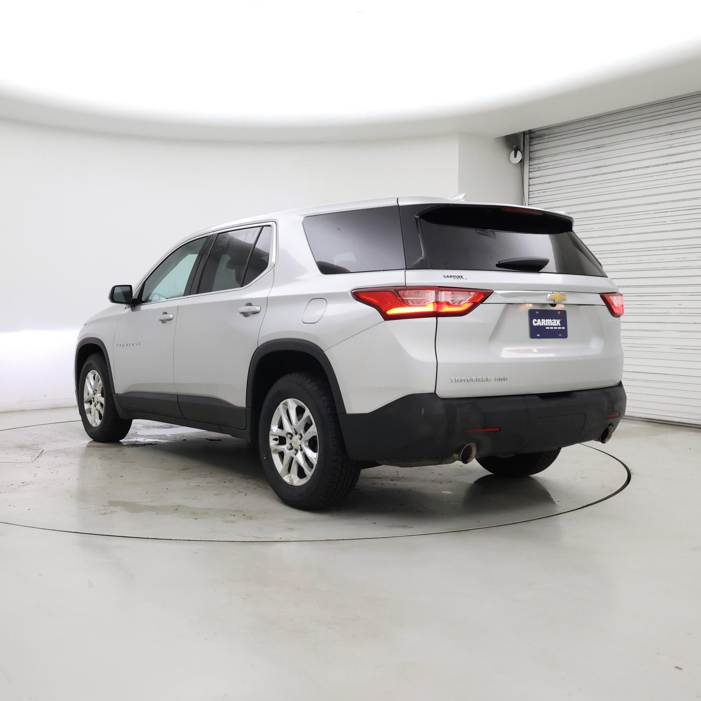 Thumbnail: 2019 Chevrolet Traverse - 2