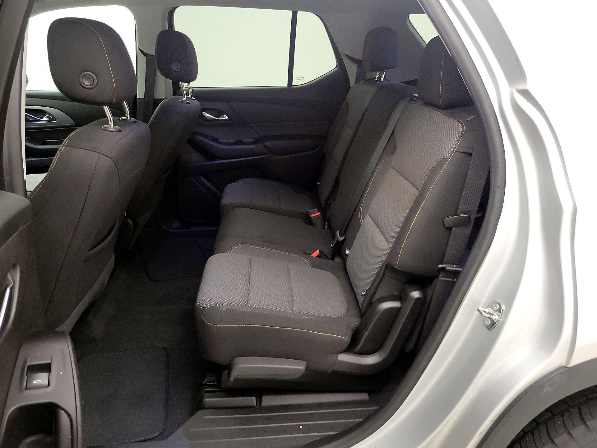 Thumbnail: 2019 Chevrolet Traverse - 19