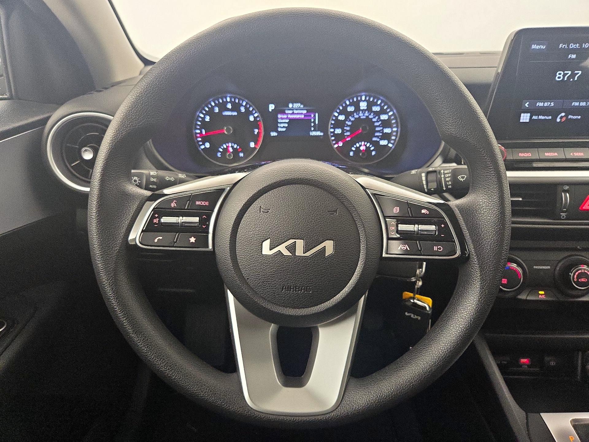 Thumbnail: 2024 Kia Forte - 10