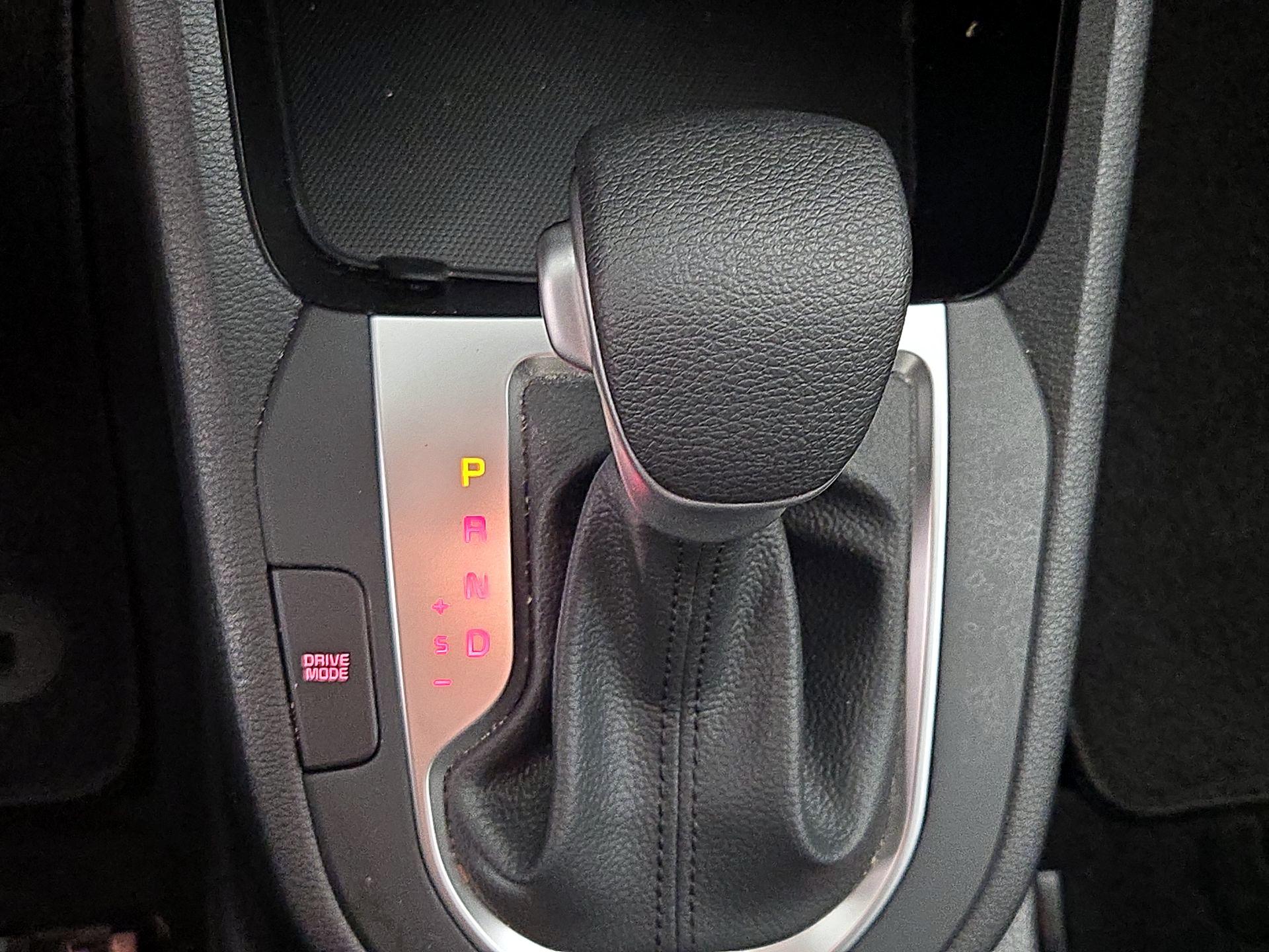 Thumbnail: 2024 Kia Forte - 17