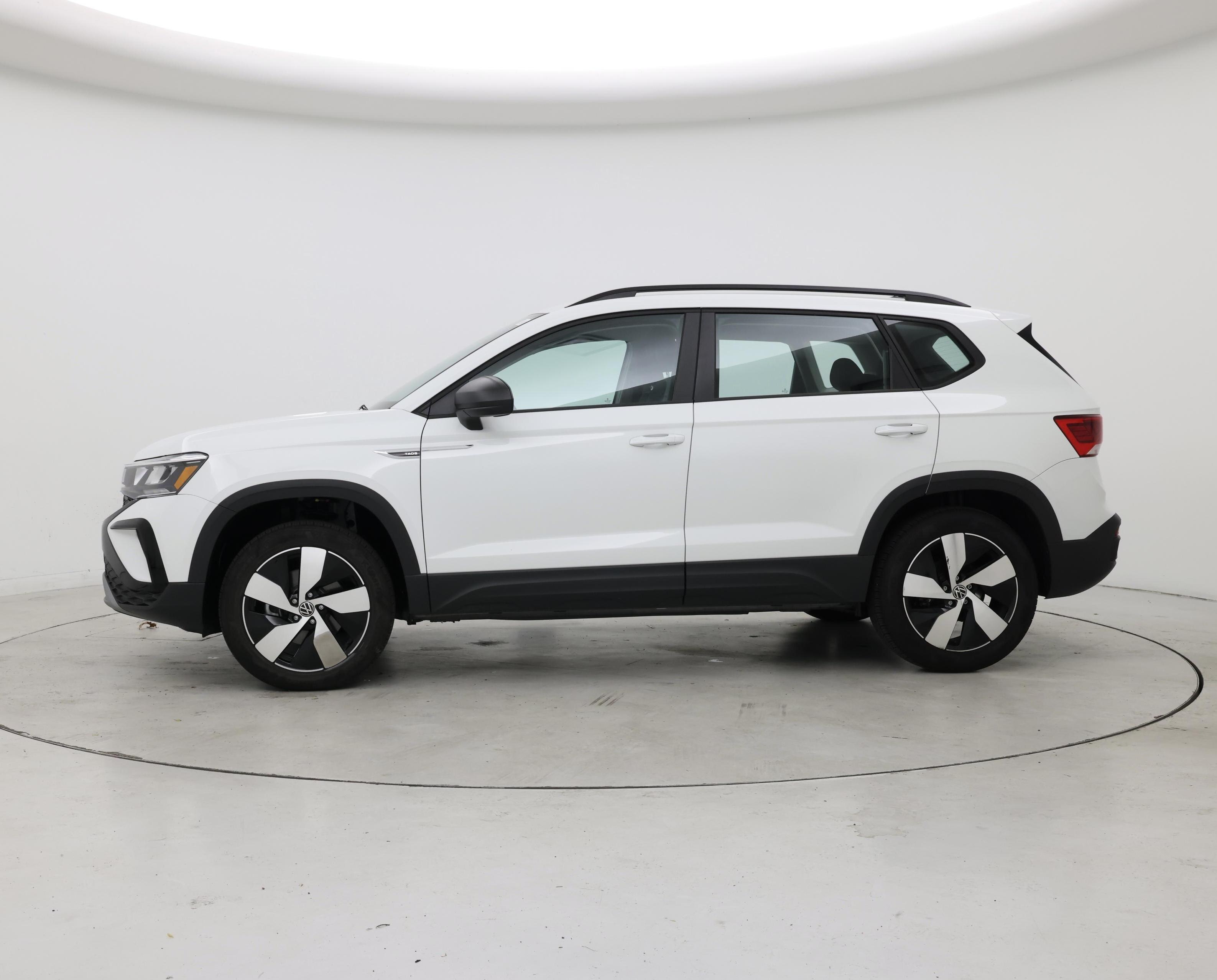 Thumbnail: 2024 Volkswagen Taos - 3