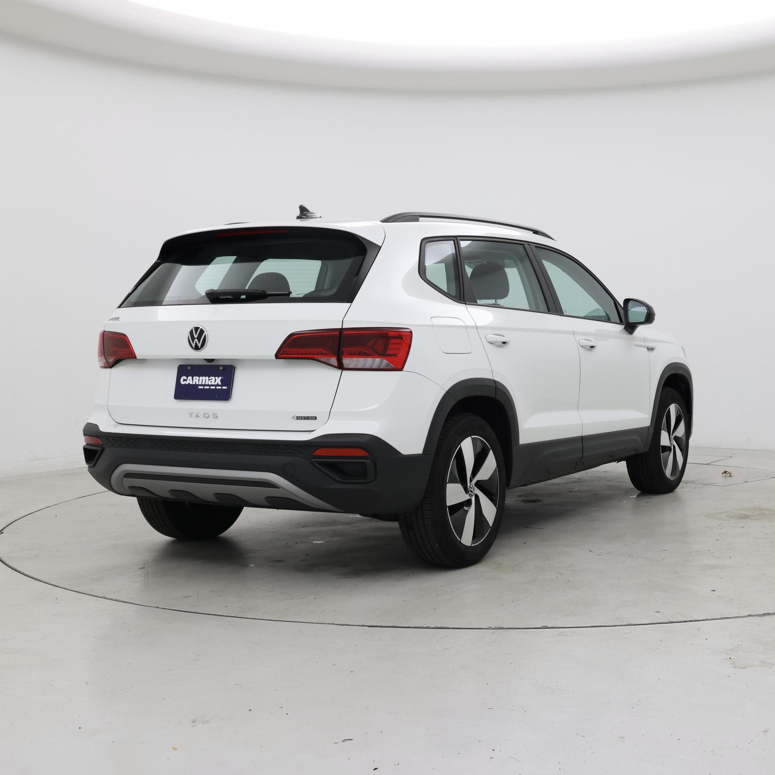 Thumbnail: 2024 Volkswagen Taos - 8