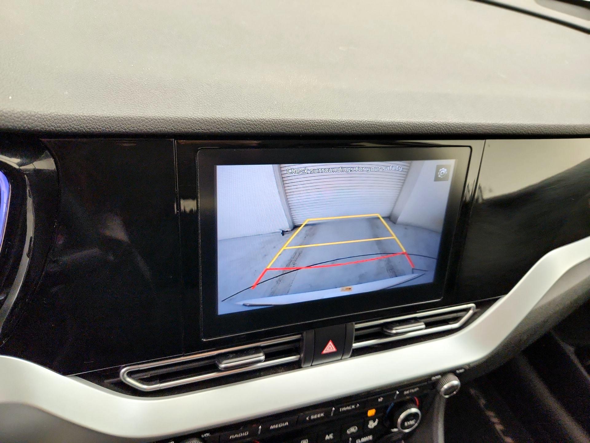 Thumbnail: 2022 Kia Niro - 14