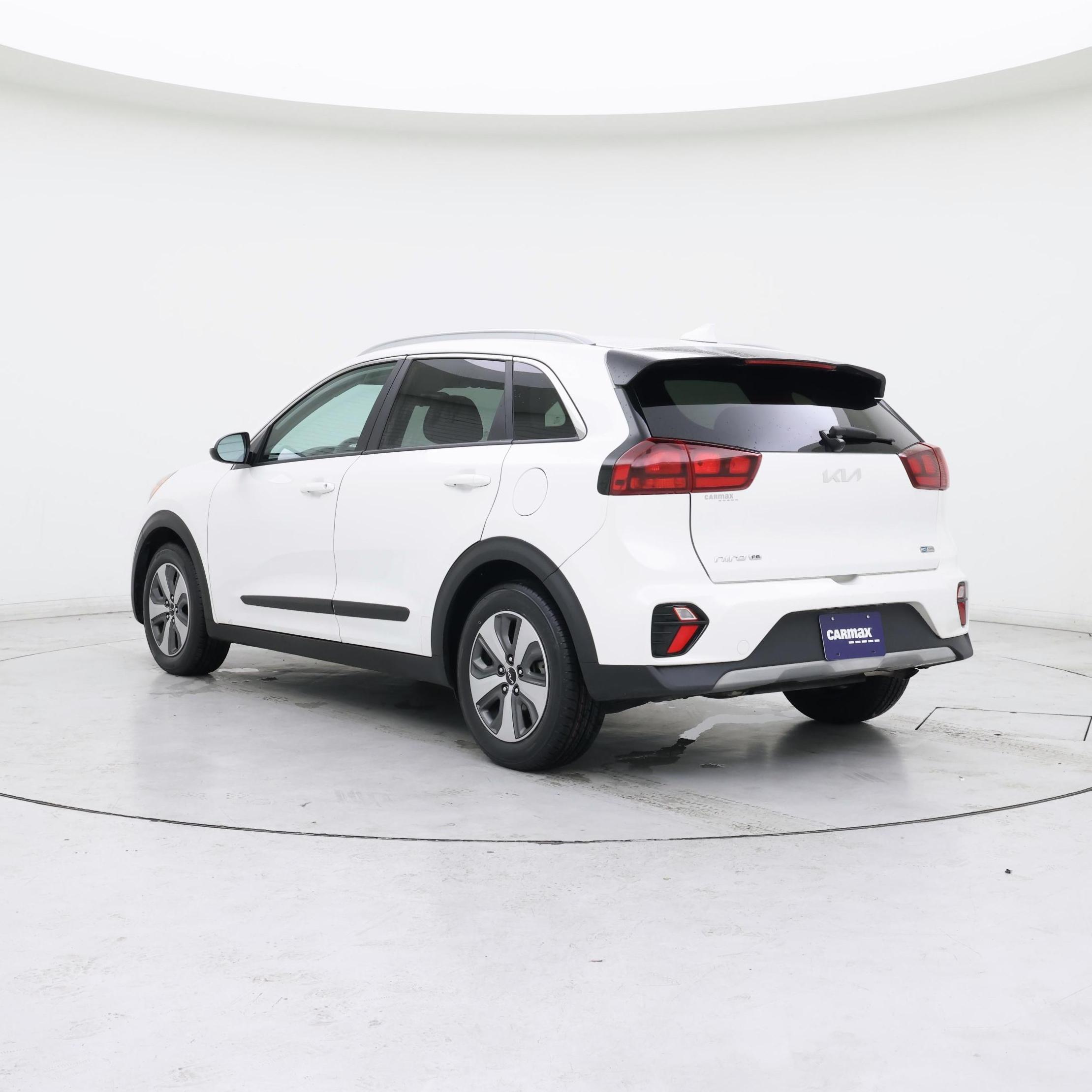 Thumbnail: 2022 Kia Niro - 2