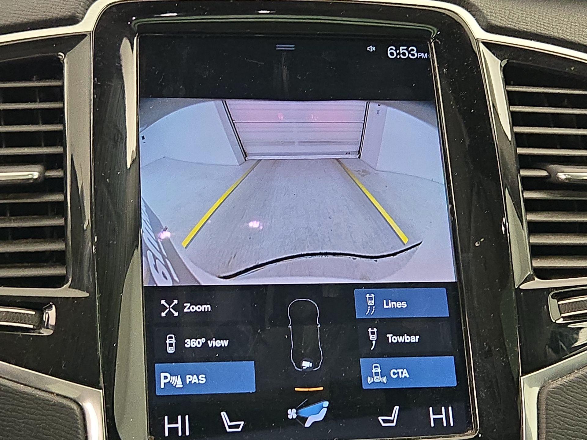 Thumbnail: 2021 Volvo XC90 - 15