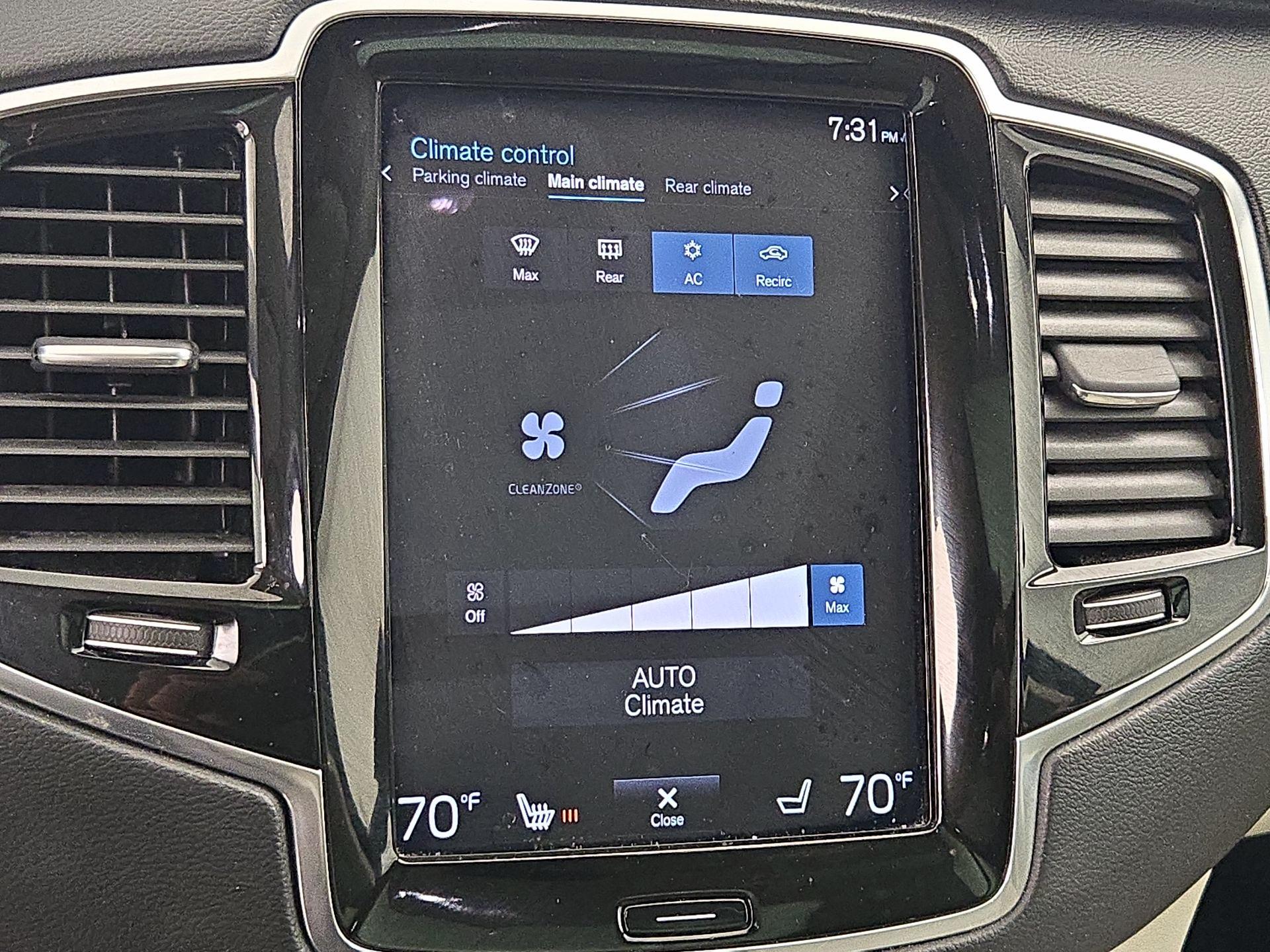 Thumbnail: 2022 Volvo XC90 - 17