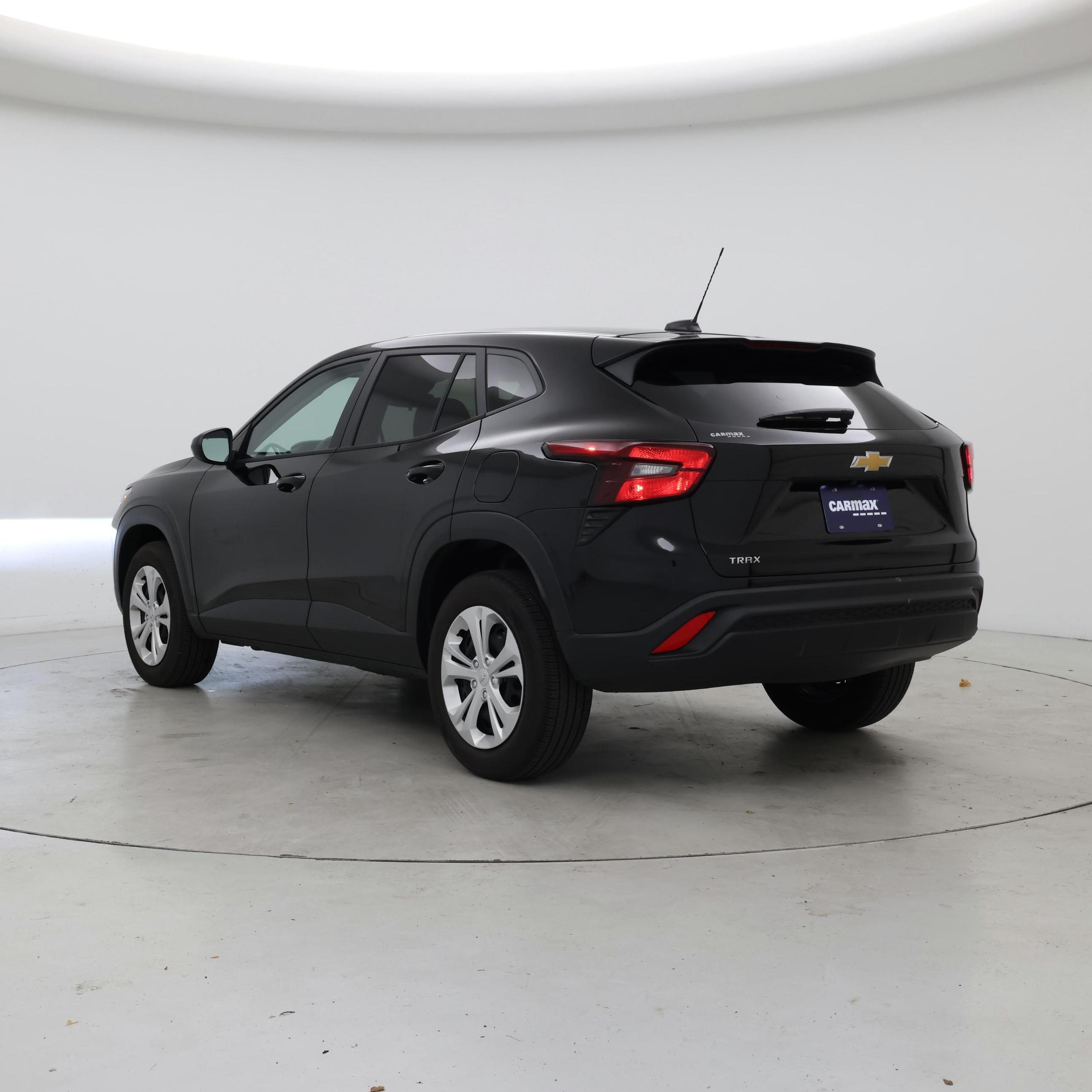Thumbnail: 2025 Chevrolet Trax - 2