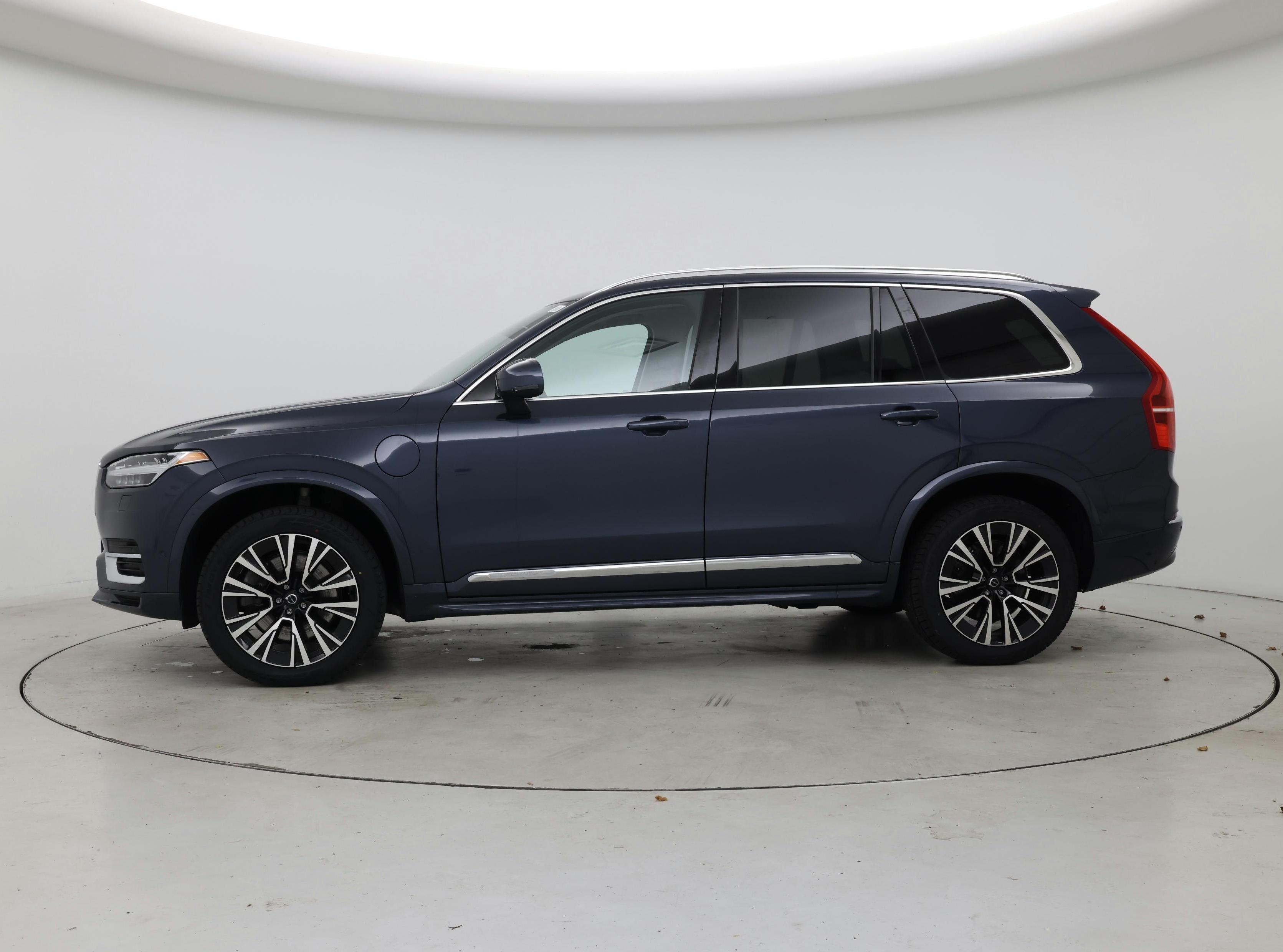 Thumbnail: 2023 Volvo XC90 - 3