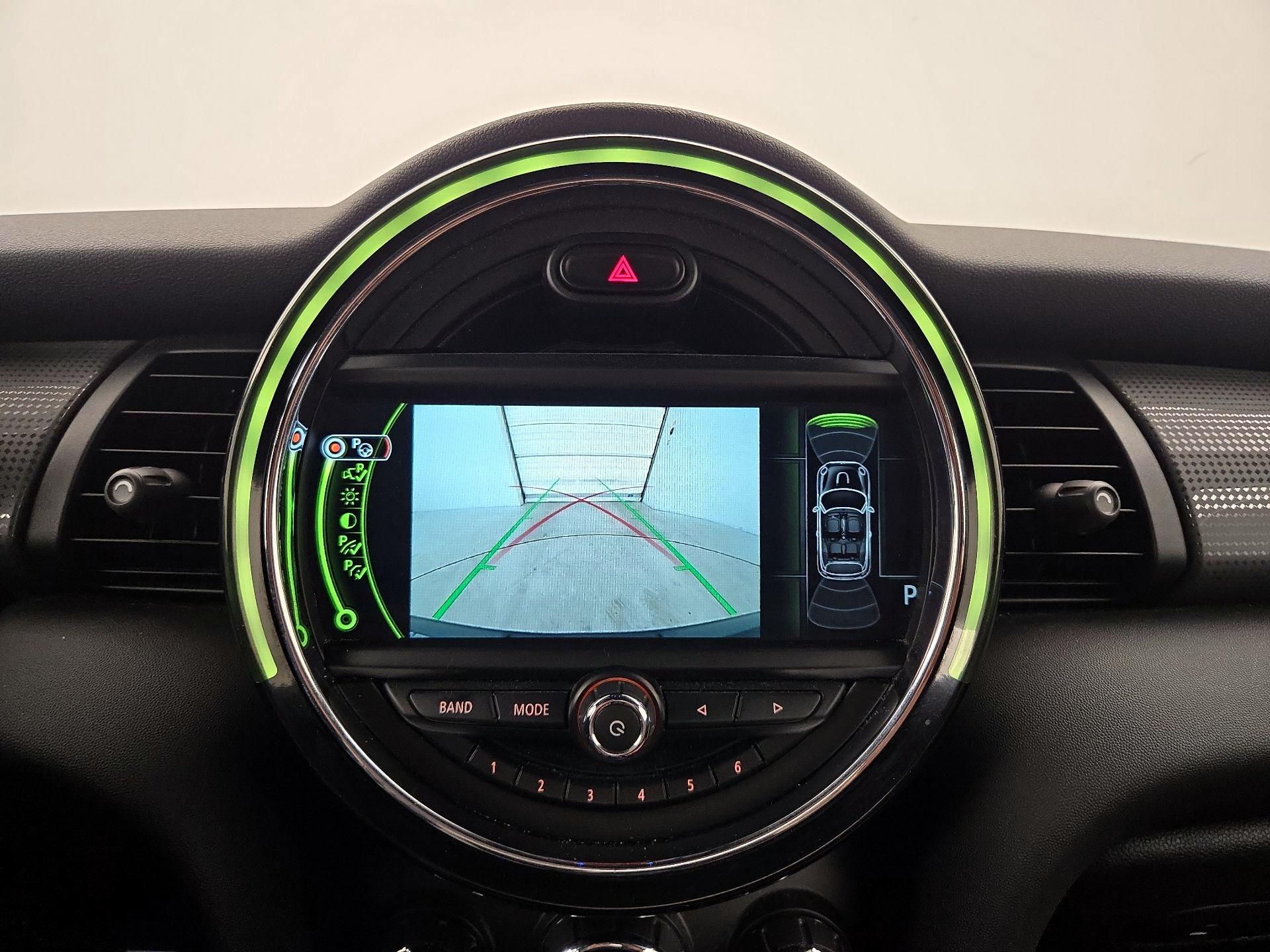 Thumbnail: 2018 MINI Cooper - 15